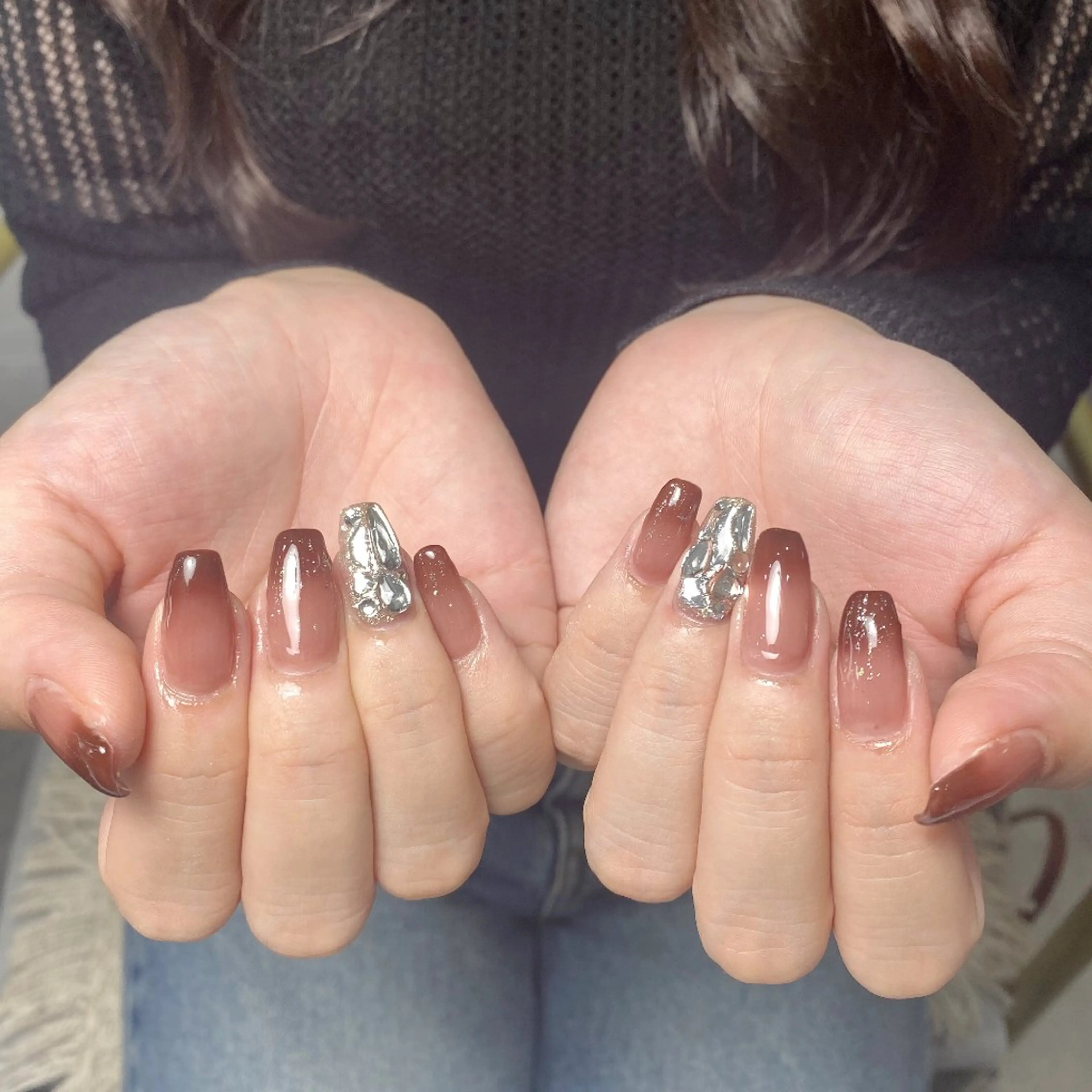 ネイル チークネイル 長さ出し フレンチネイル ジェルネイル キラキラネイル ハンドネイル UM Nail Salonのネイルデザイン