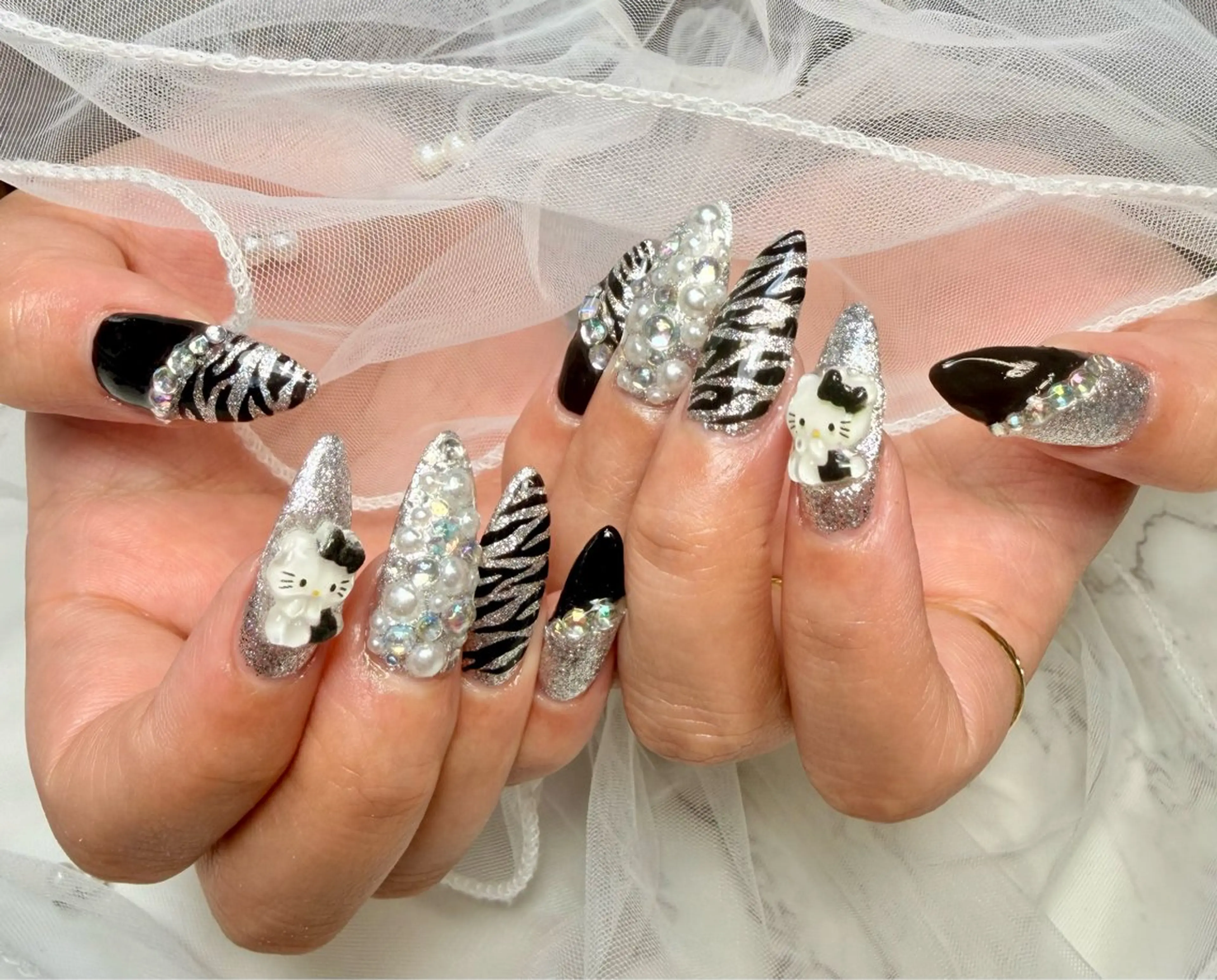 ネイル アートネイル チークネイル フラッシュネイル フラッシュマグ フレンチネイル Mai’s nailのネイルデザイン