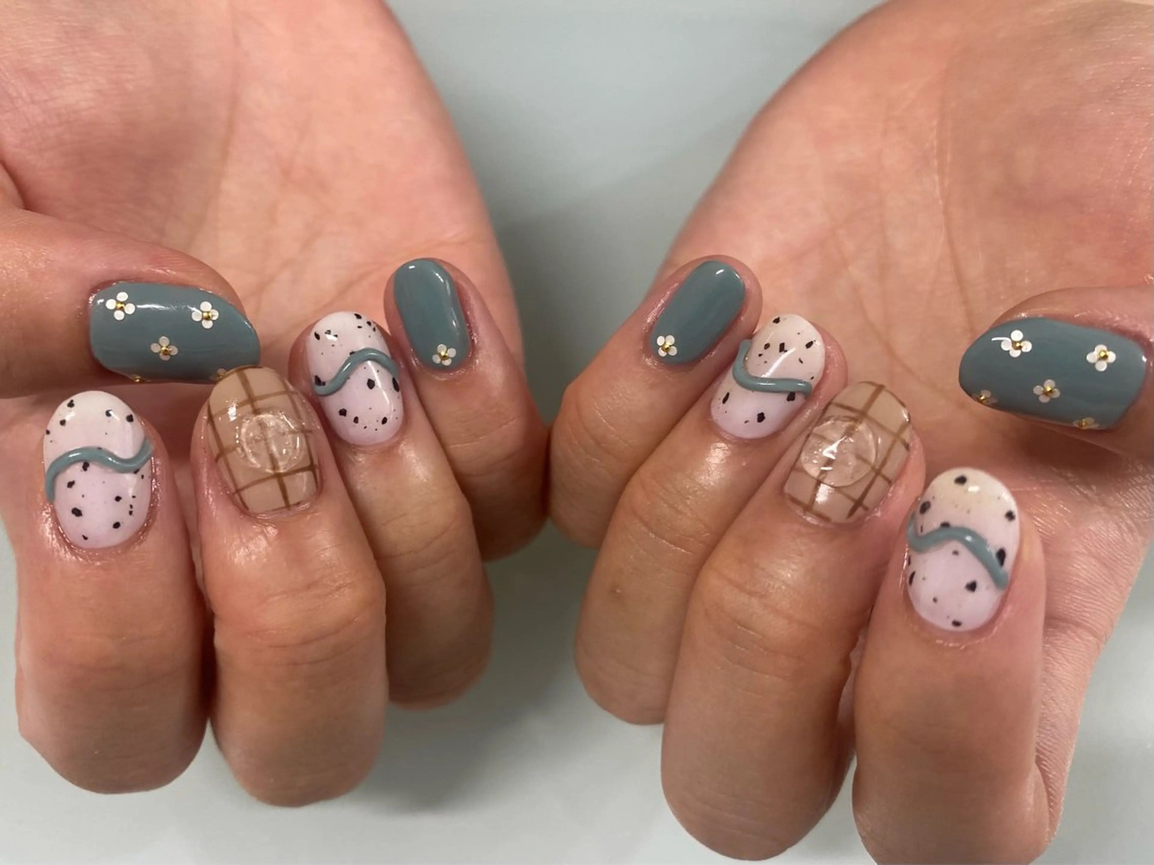ネイル ハンドネイル Nailist Yasucoのネイルデザイン
