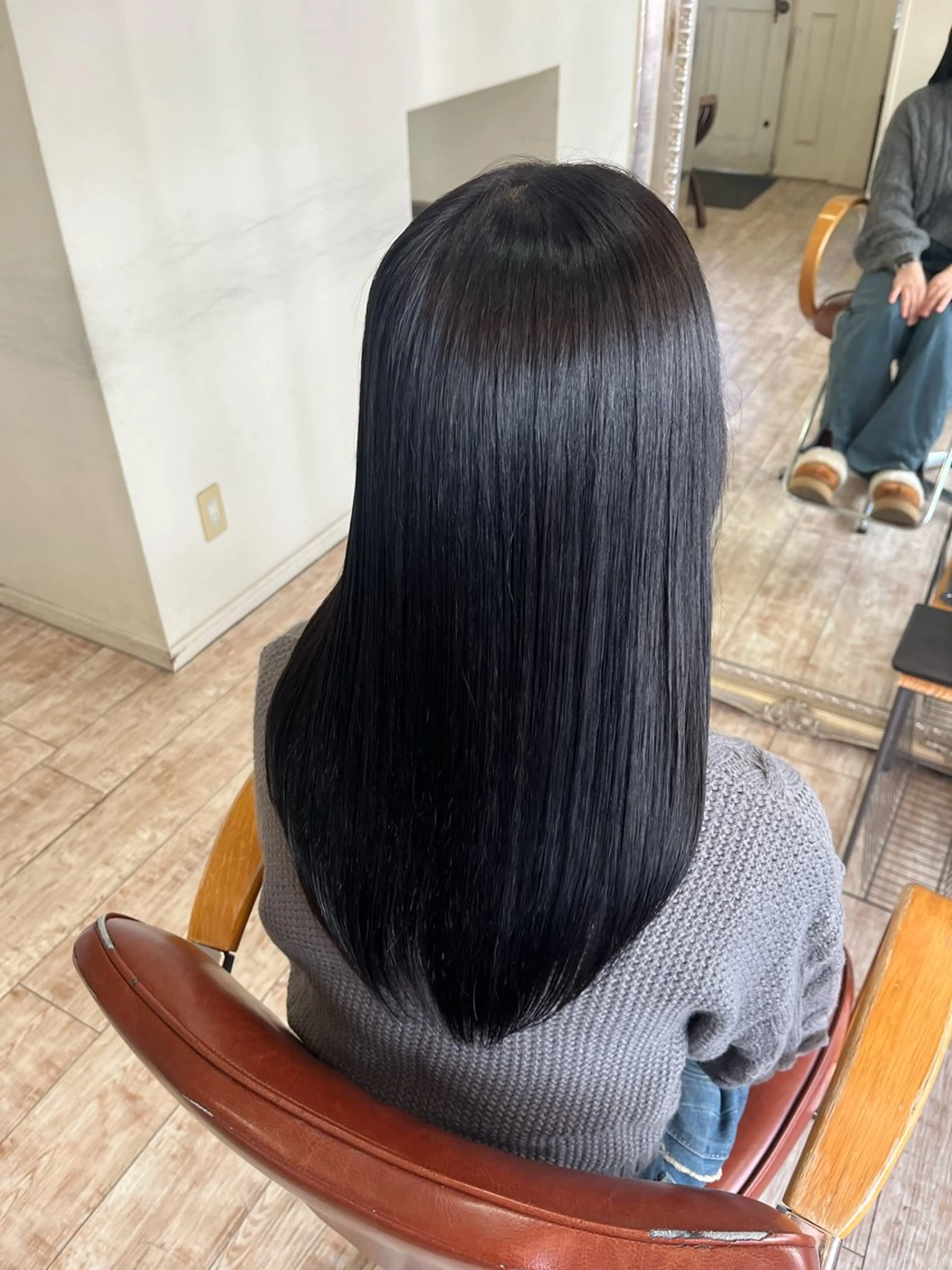 セミロング カット ヘアカラー 【艶髪カラー】 omiのヘアスタイル