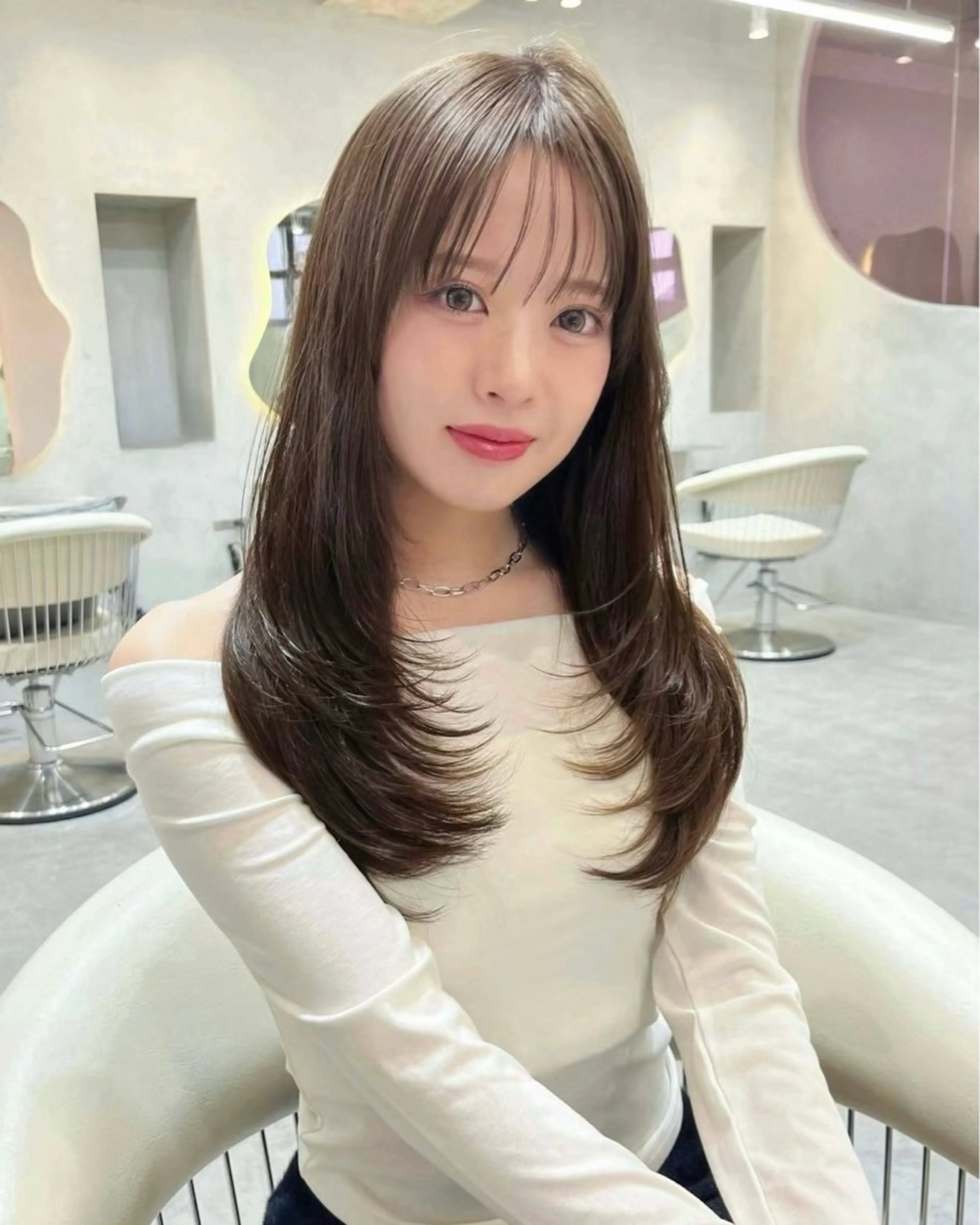 ロング キッズ 大宮🤍縮毛矯正 レイヤー🪽なるのヘアスタイル