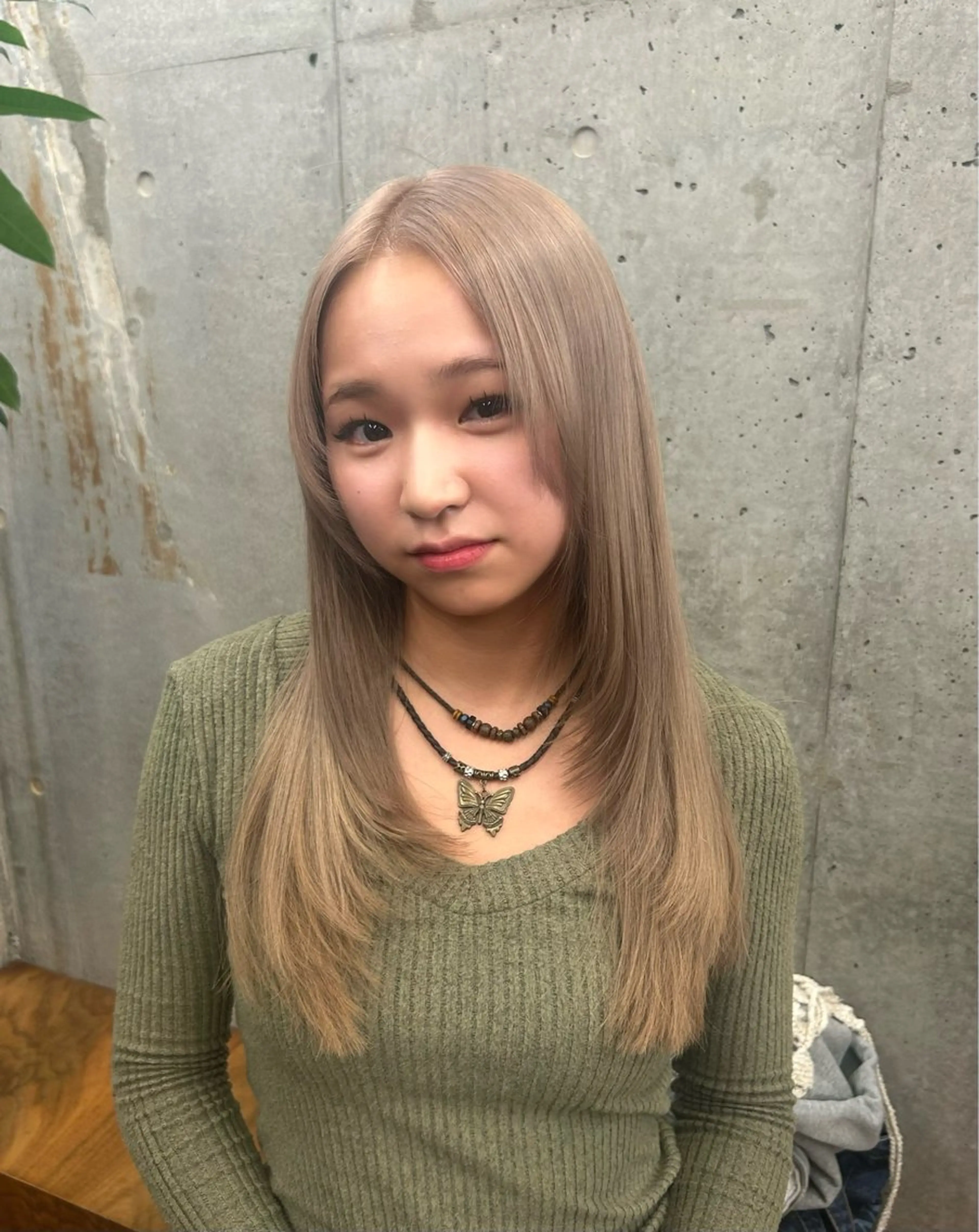 ロング ヘアカラー トリートメント 💙ハイトーン／韓国 style あかねのヘアスタイル