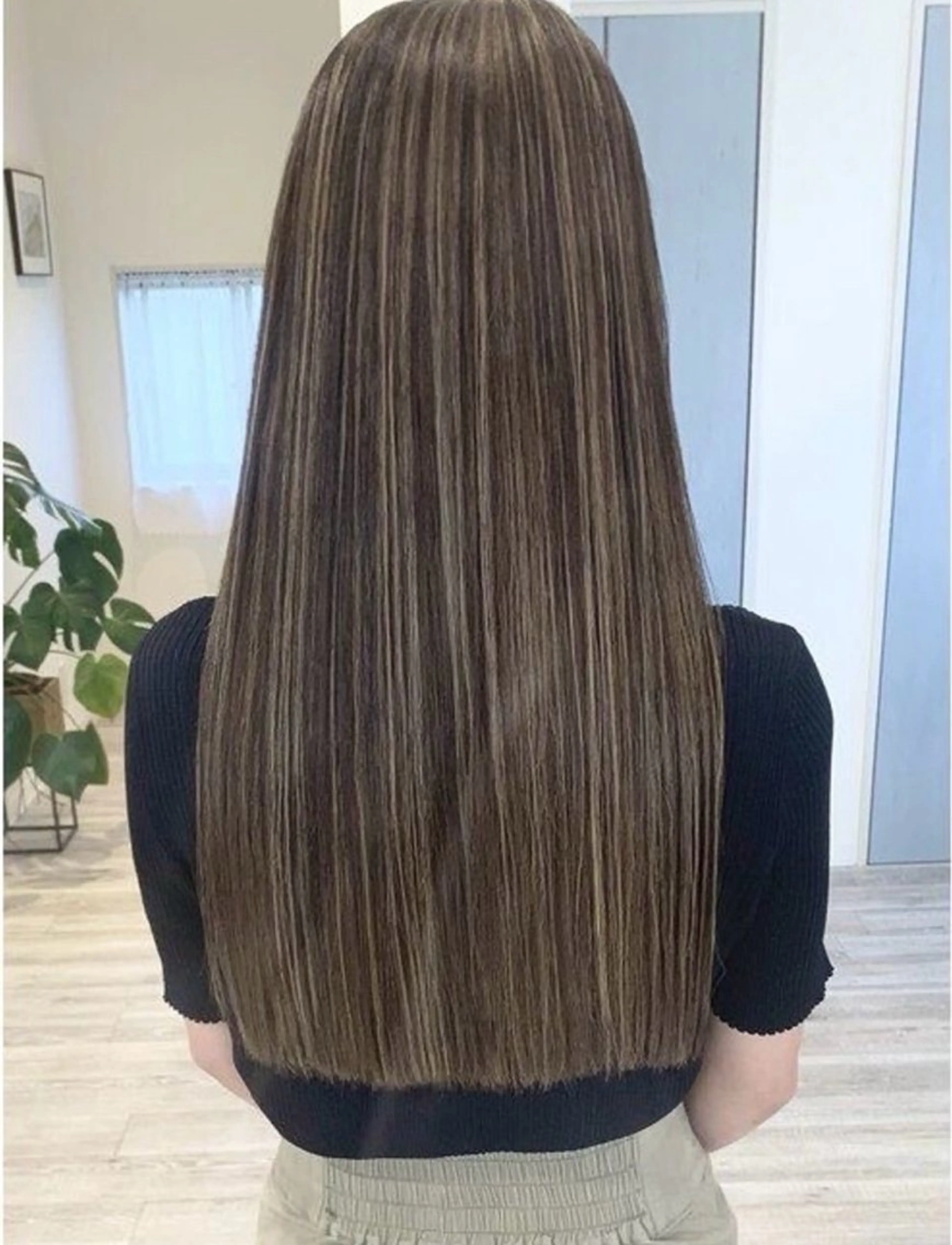 ロング ハイライト はにいレイヤーカット モデル募集中のヘアスタイル