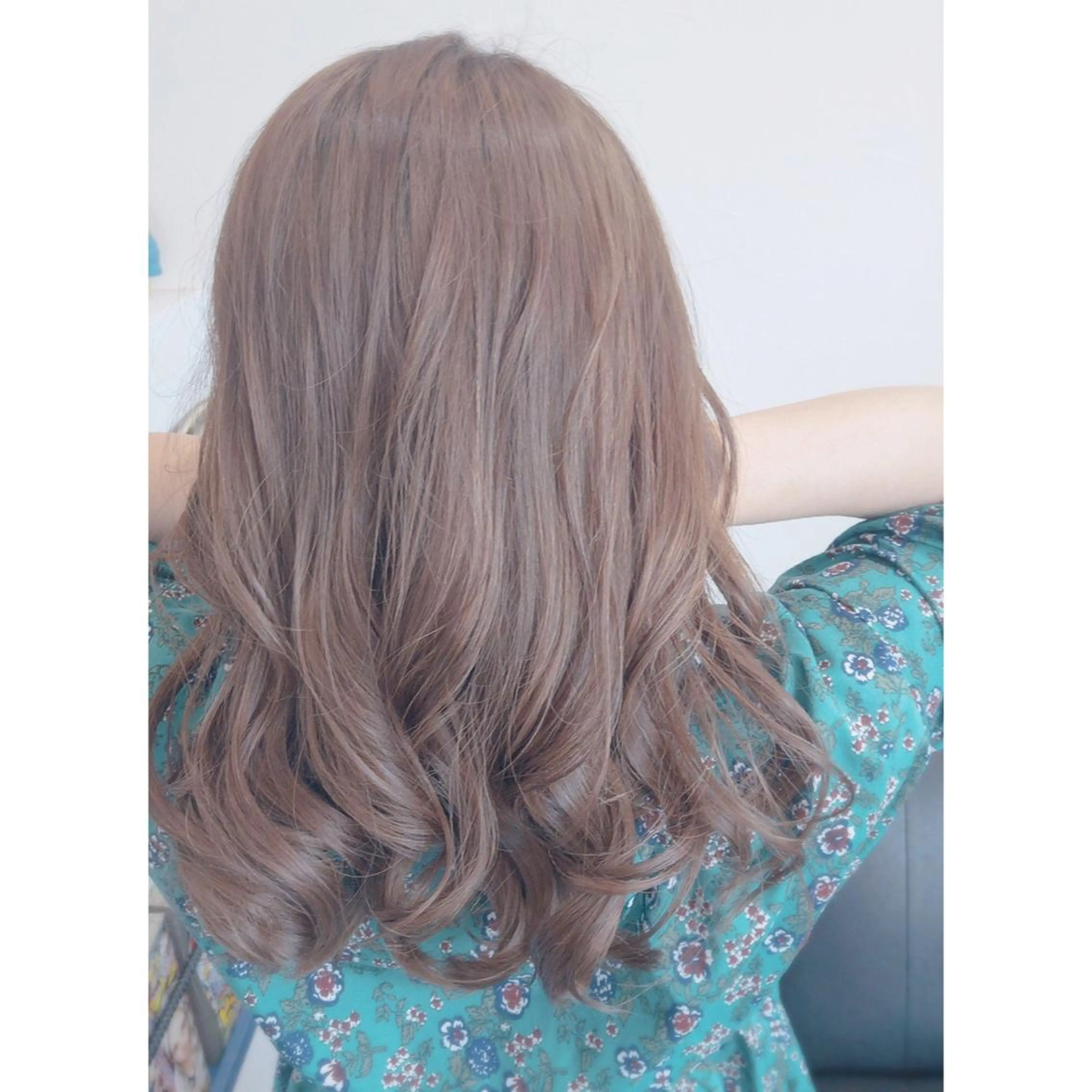 ロング カラー ヘアアレンジ ヘアカラー 🦋透明感カラー🦋 CHIHARUのヘアスタイル