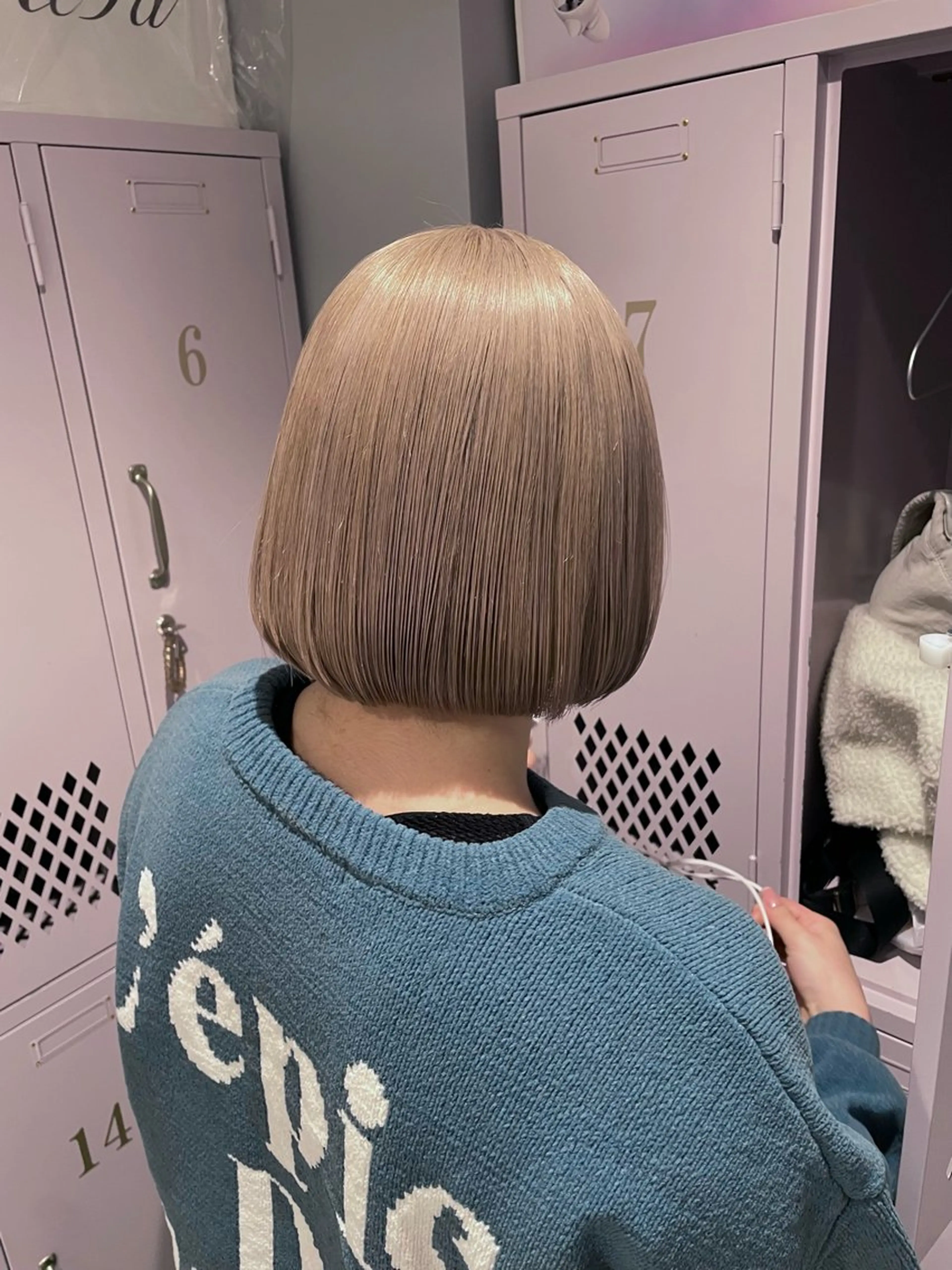 ショート カット ヘアカラー トリートメント 菜々🫧新宿 透明感ケアブリーチのヘアスタイル