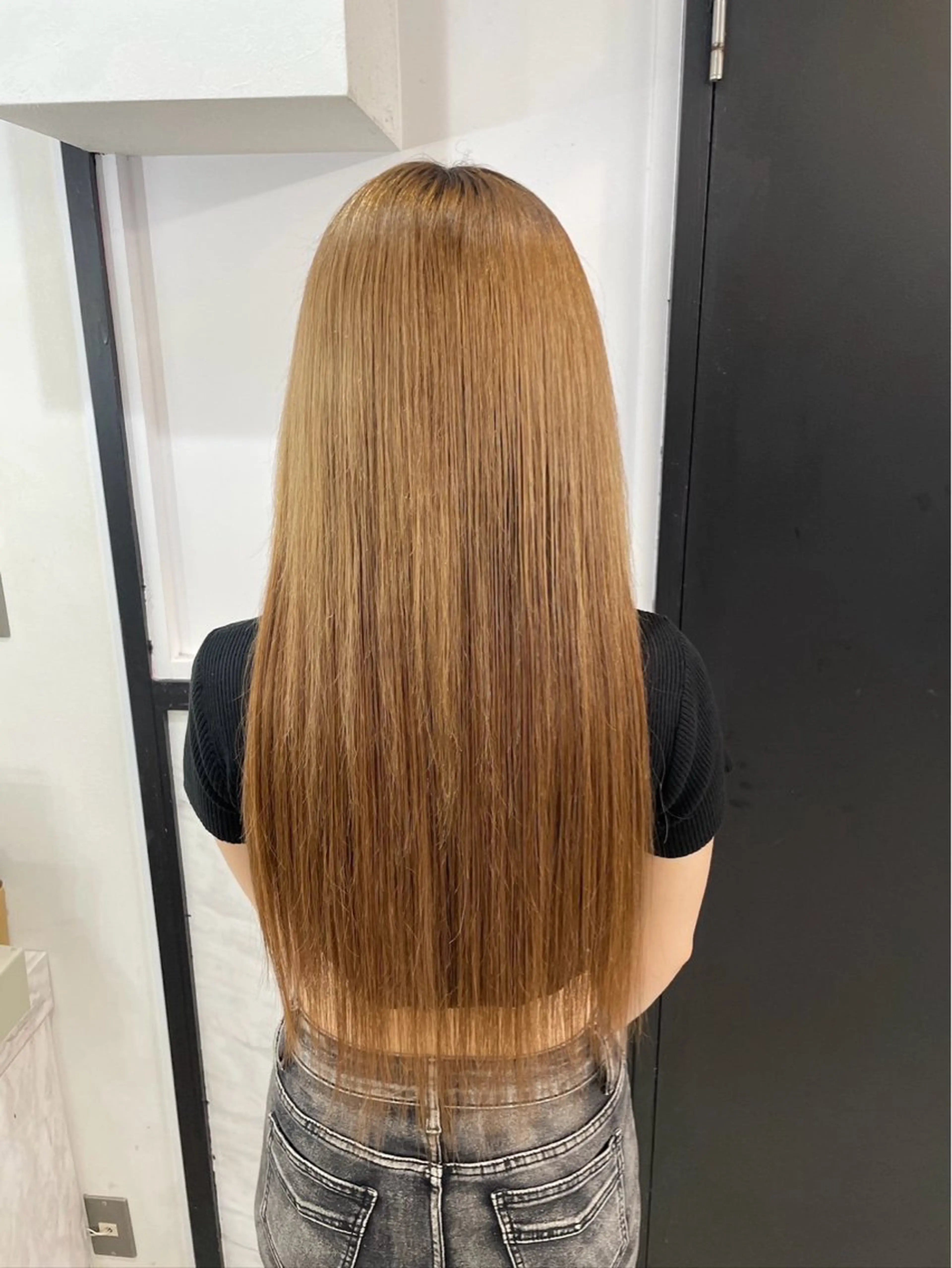 ミディアム エクステ 🦋REISA🦋 エクステ×ハイトーンのヘアスタイル