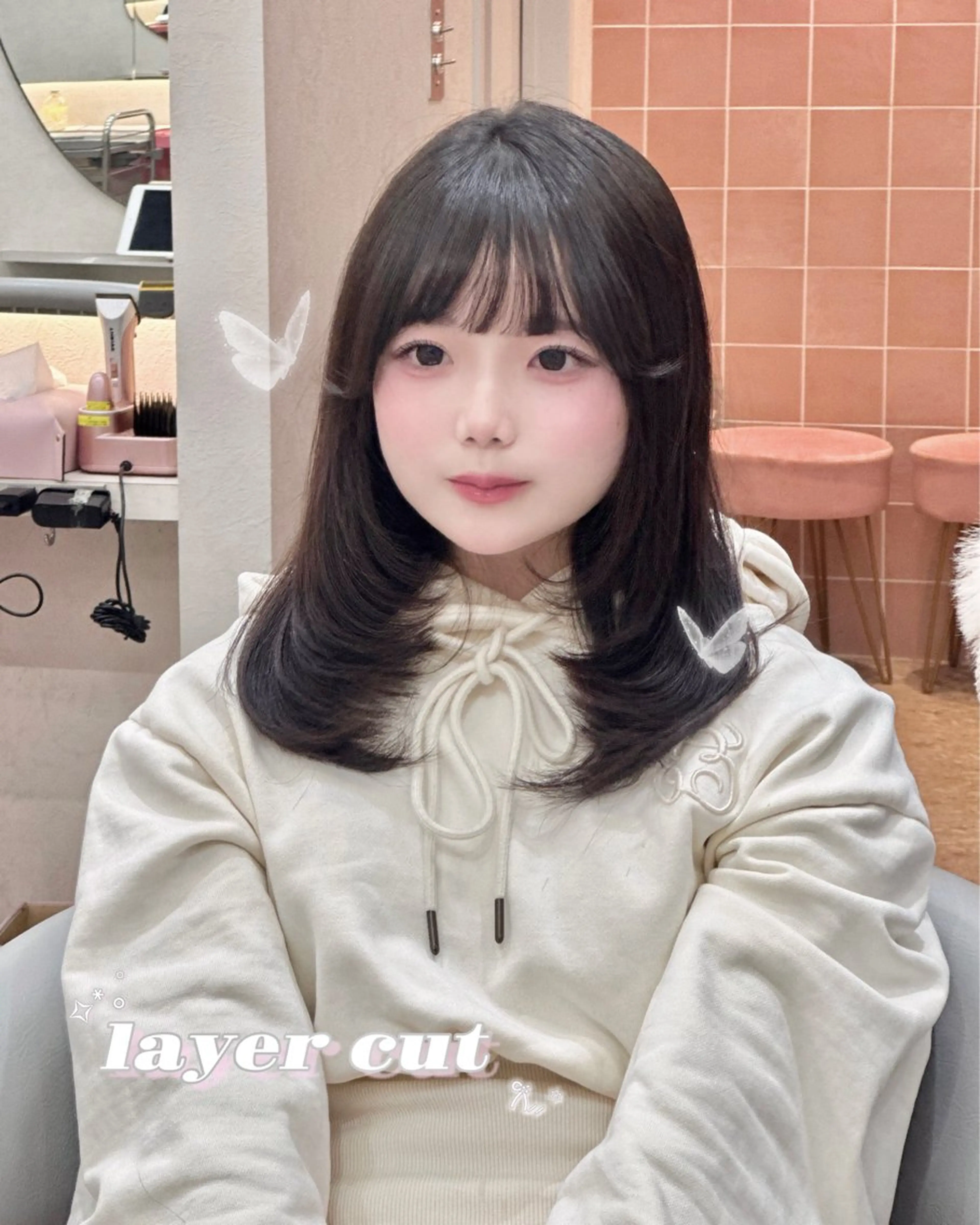 セミロング レイヤーカット hina🎀新宿/ エクステ/girlyのヘアスタイル