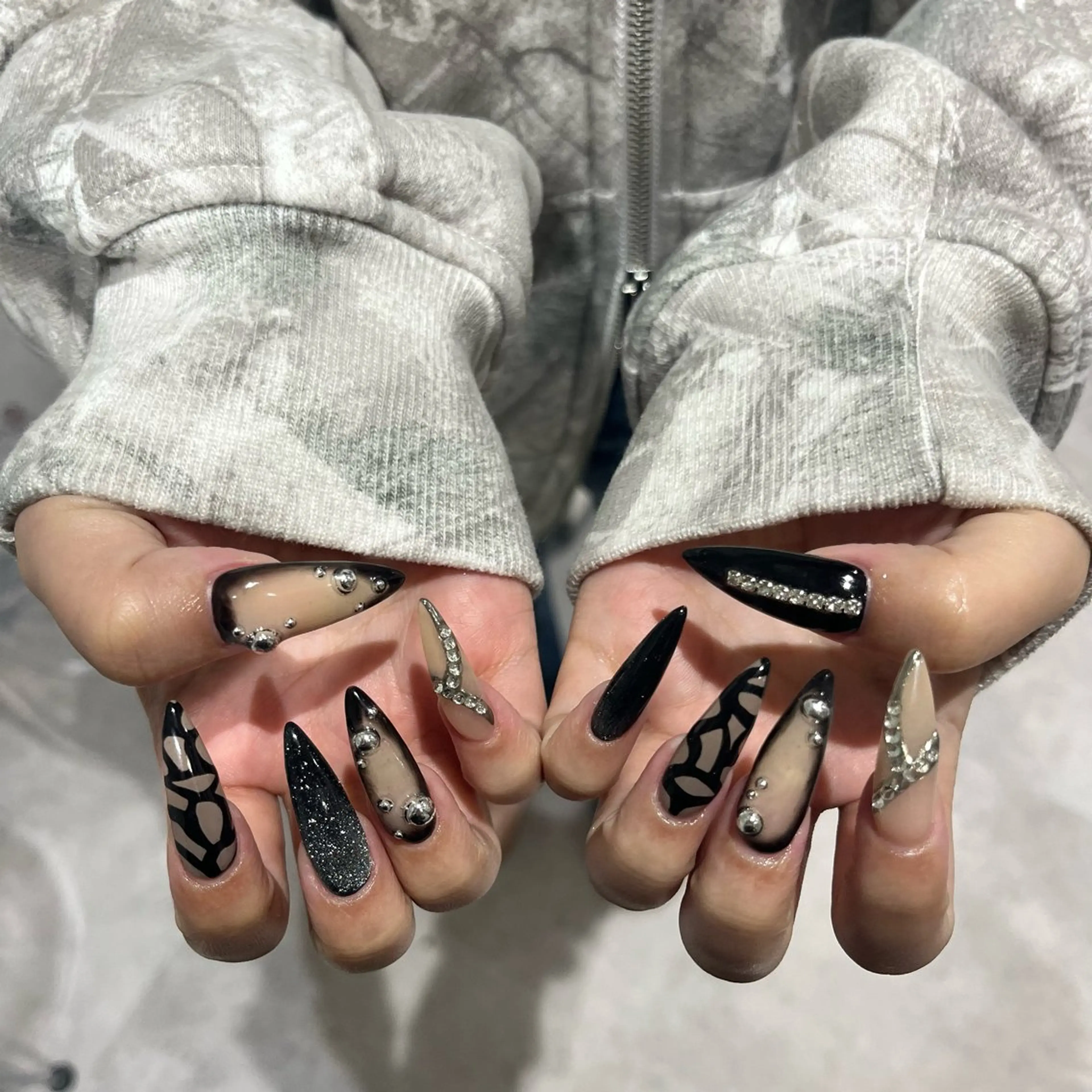 ネイル ハンドネイル IROHA nail Ami🐊🎀のネイルデザイン