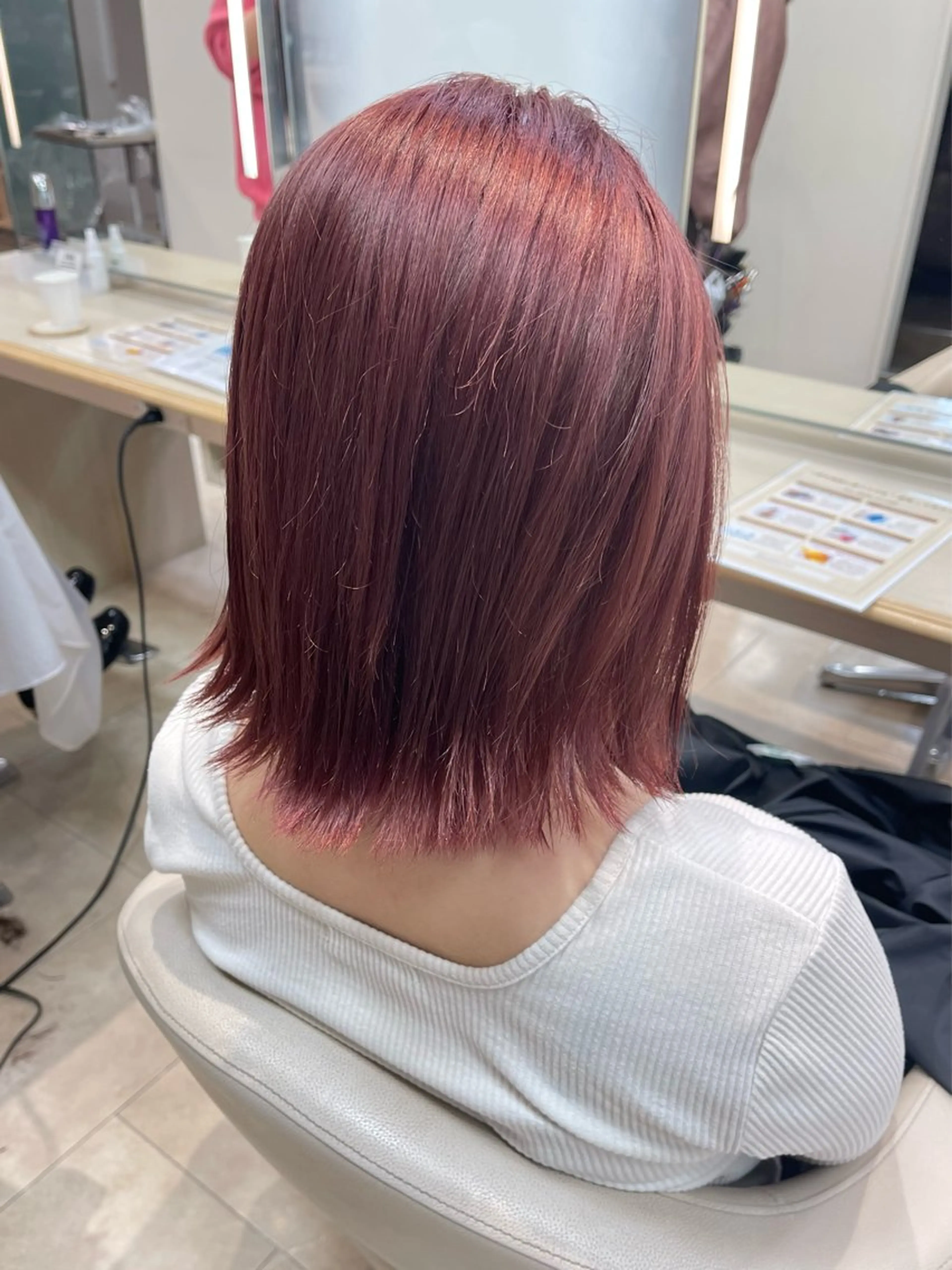 ショート カラー ブラウンカラー ピンクカラー ピンクブラウン レッドカラー 顔まわりレイヤー 髪質改善・縮毛矯正 年間1500名担当♪のヘアスタイル