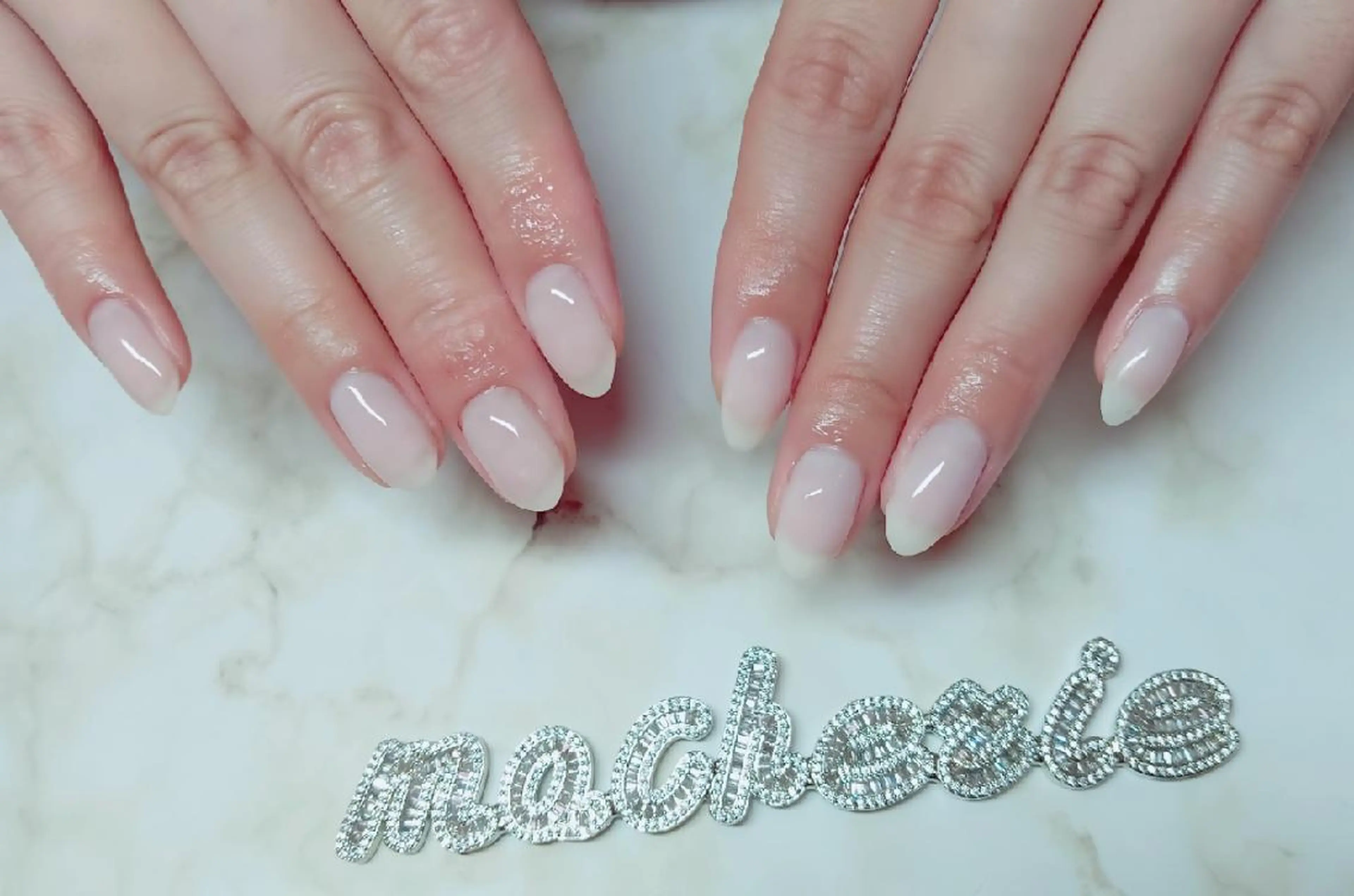 ネイル ホワイト ハンドネイル Nail Salon macherieのネイルデザイン