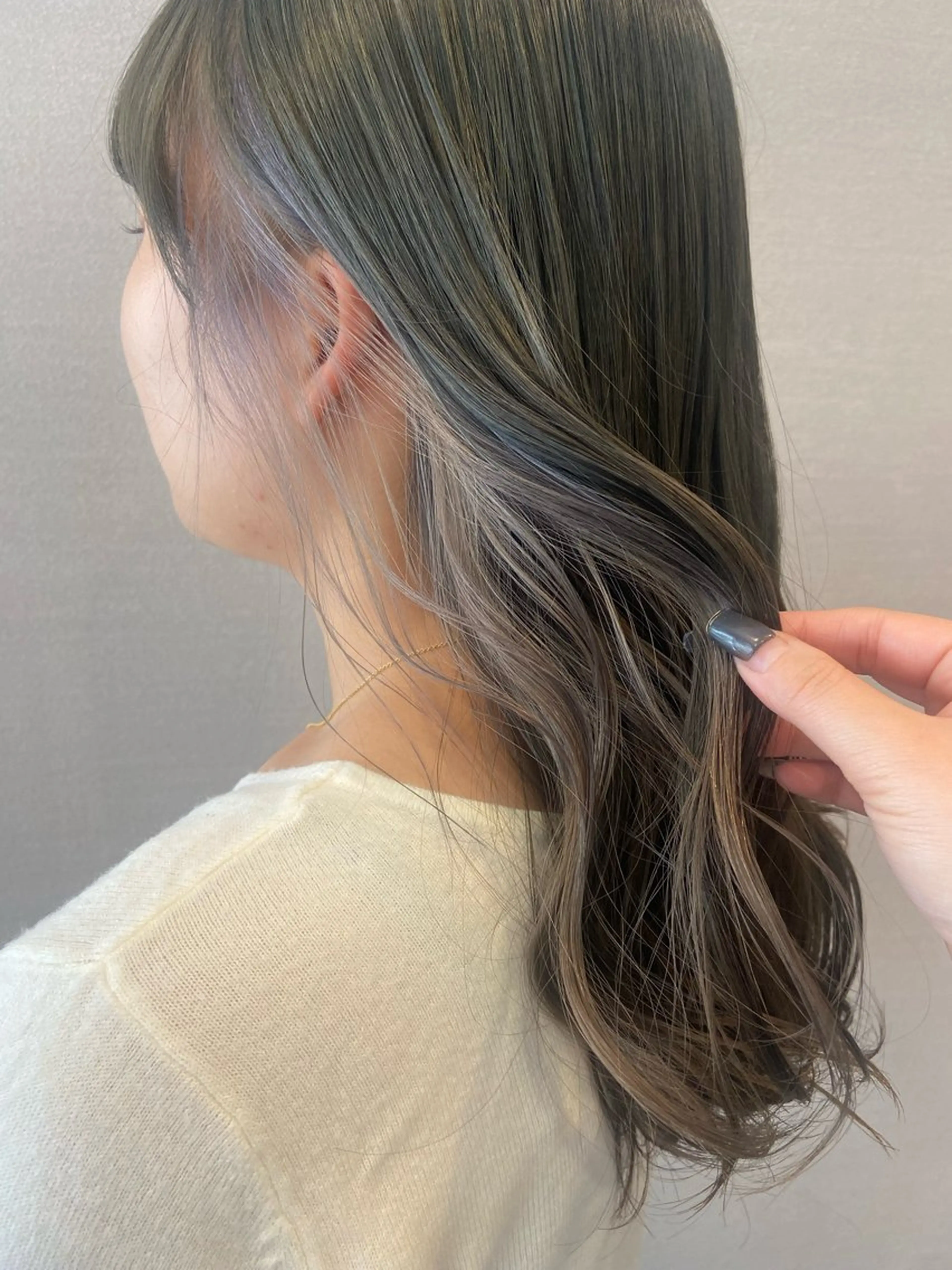 ロング カラー 透明感カラー グレージュ HAIR SALON TLP所属・都甲 純花のヘアスタイル