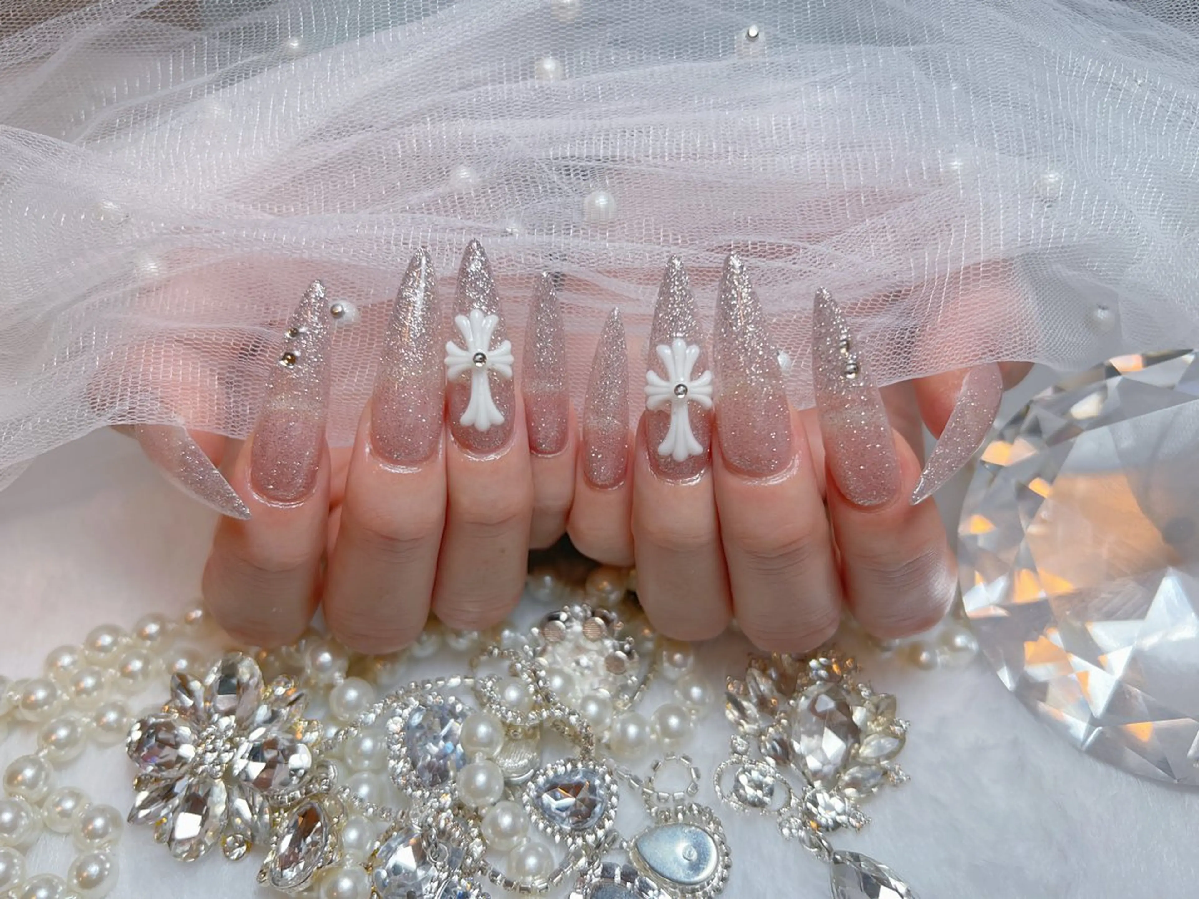 ネイル アートネイル オーロラネイル チークネイル 長さ出し フットネイル Miya _nailのネイルデザイン