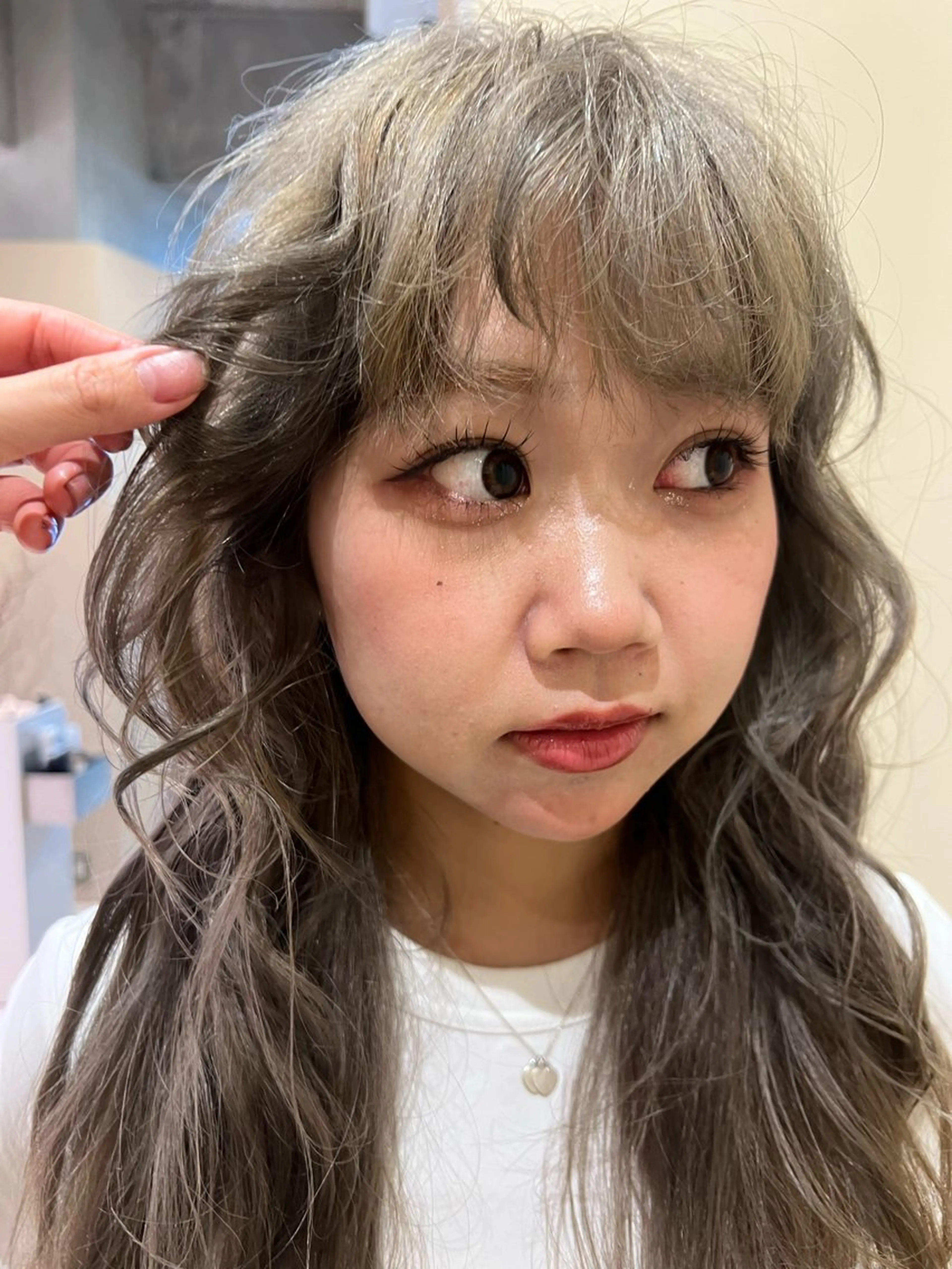 ロング レイヤーカット NERO加藤木麻彩のヘアスタイル