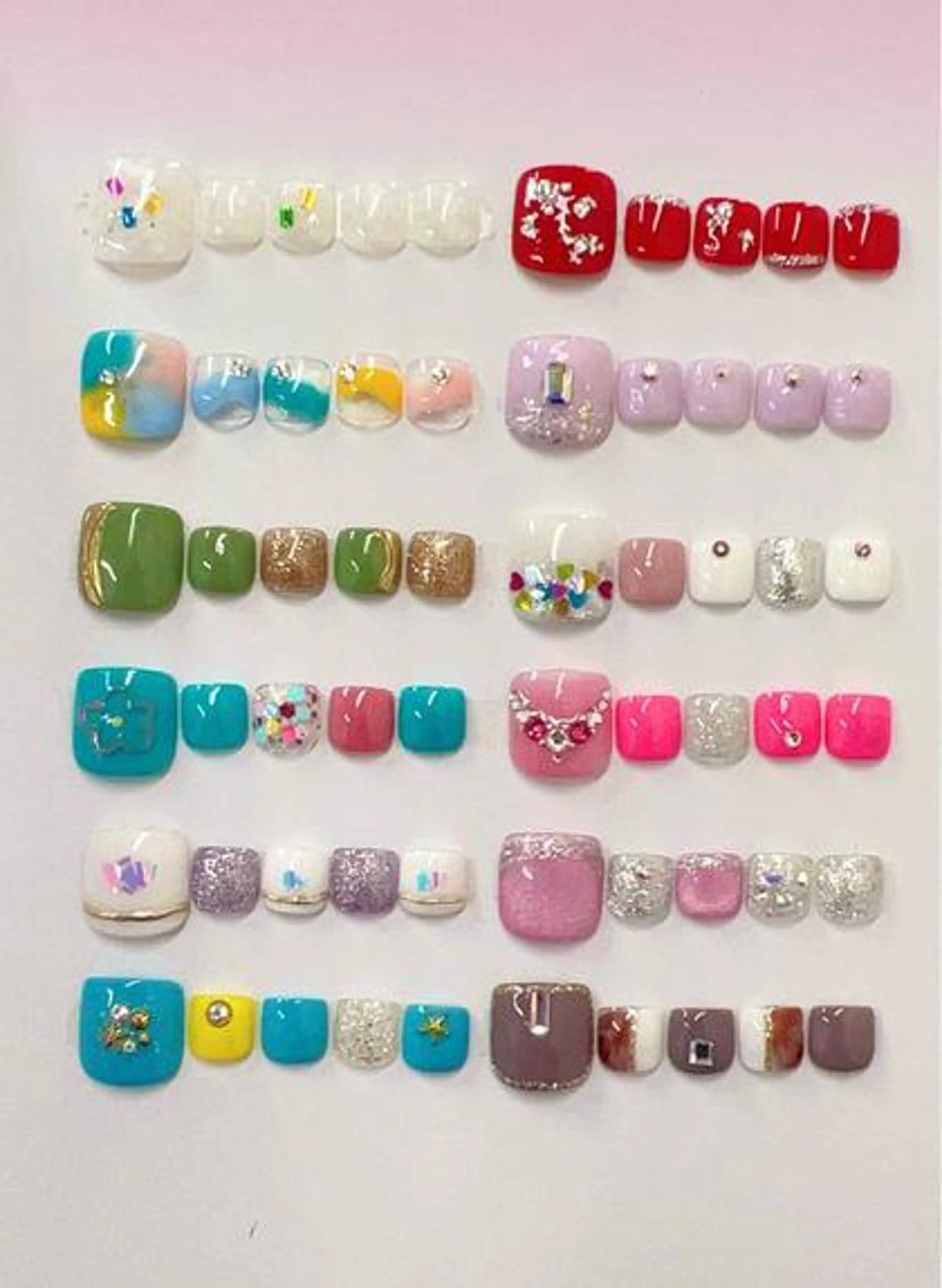 ネイル フットネイル VANNAILSALON 本厚木店所属・VANNAIL 本厚木店のネイルデザイン