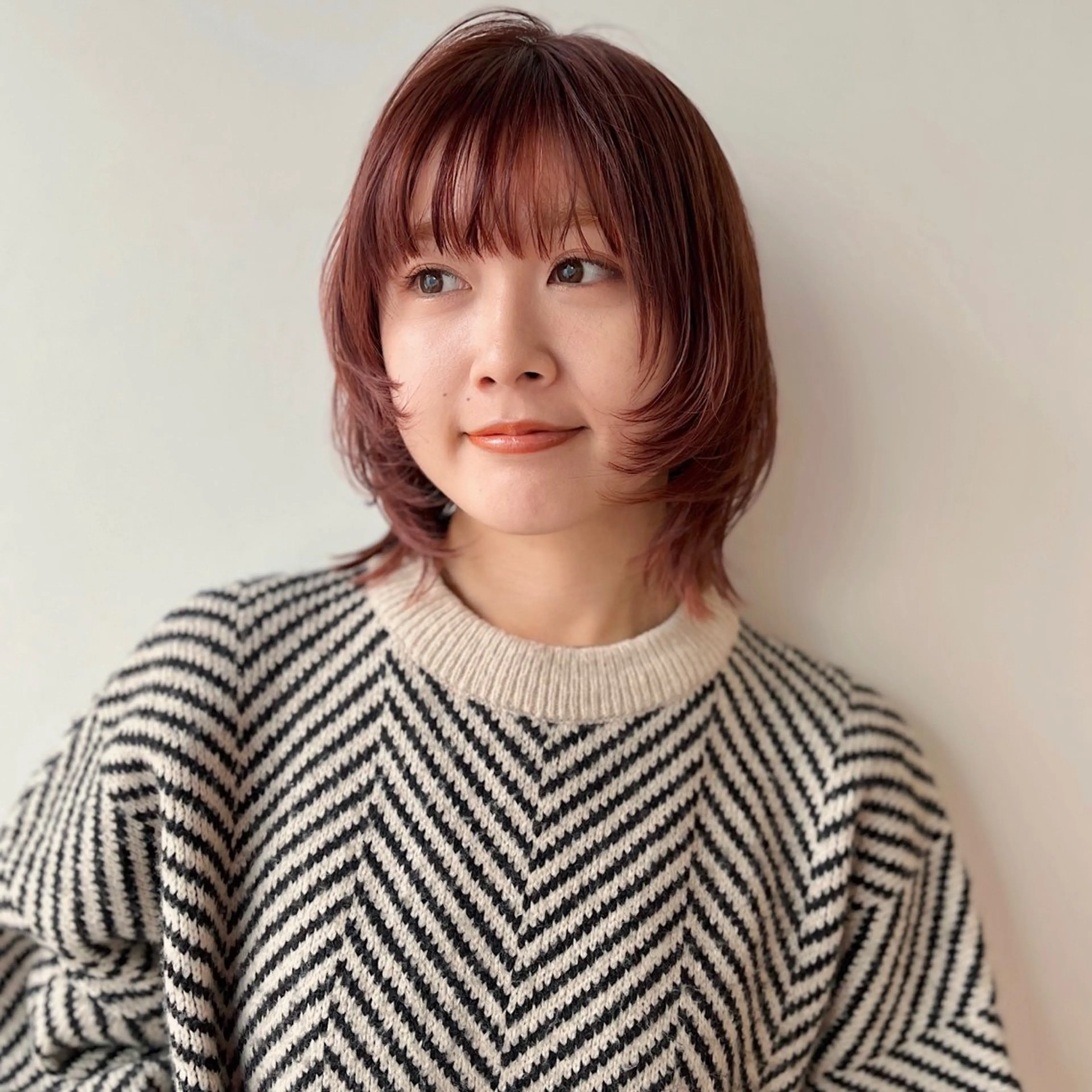 ショート カラー ブラウンカラー レッドカラー レッドブラウン レイヤーカット ウルフカット カット ヘアカラー あやめ【顔まわり/レ イヤー/柔らかカラ】のヘアスタイル