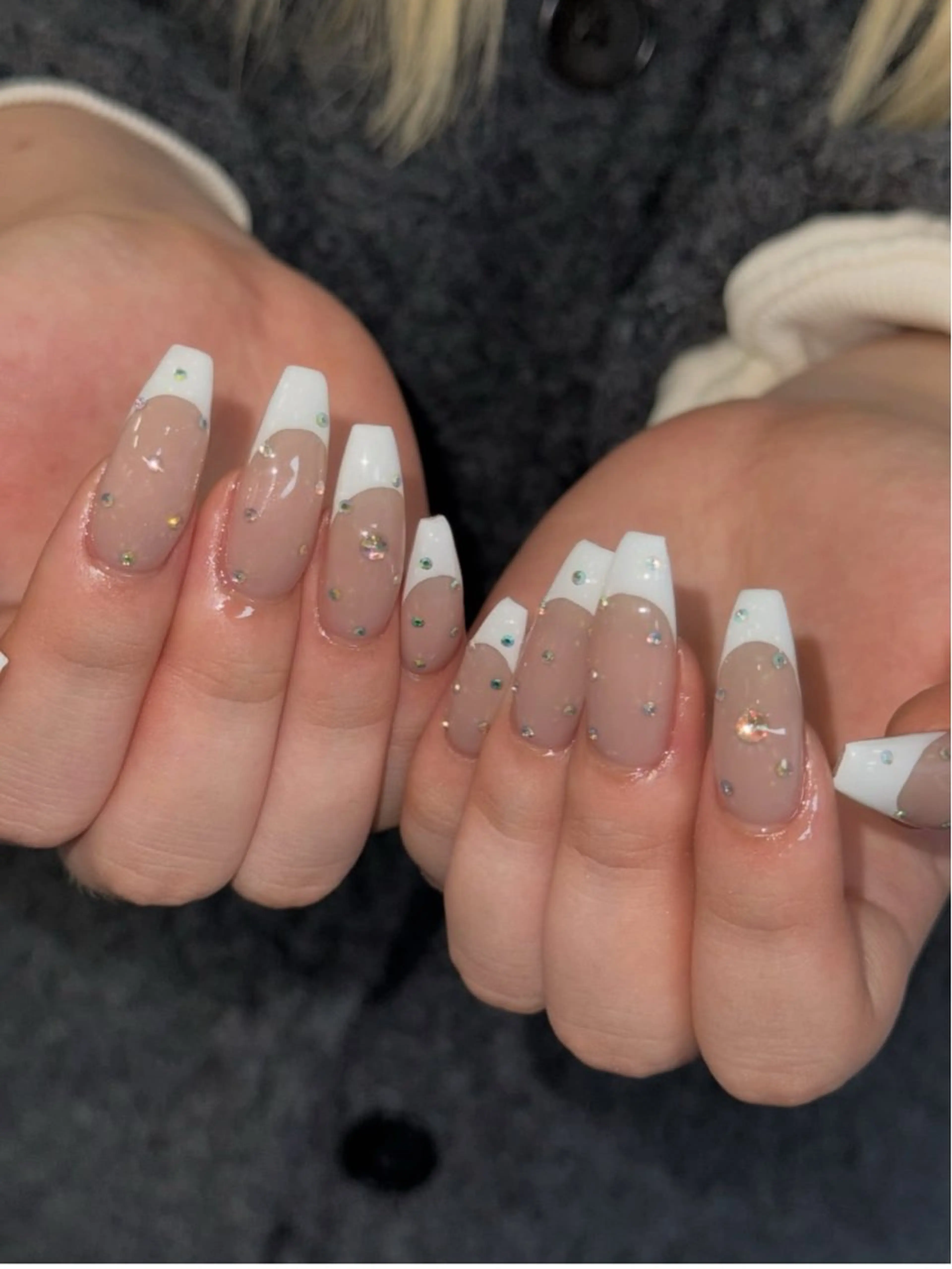 ネイル フラッシュネイル フレンチネイル グラデーション キラキラネイル 韓国ネイル ハンドネイル Lina nail所属・Lunaa 池袋のネイルデザイン