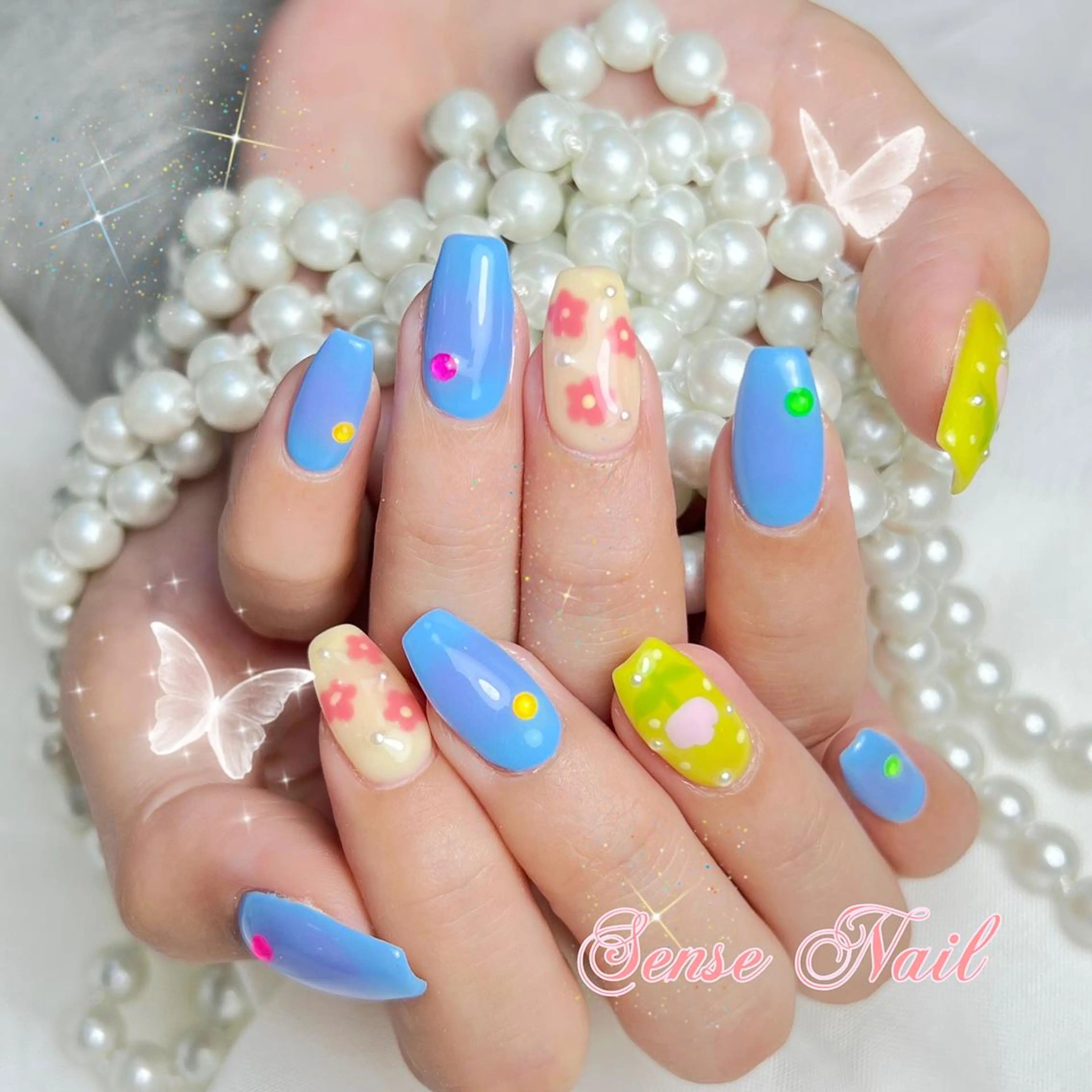 ネイル - Rolls Honey -のネイルデザイン