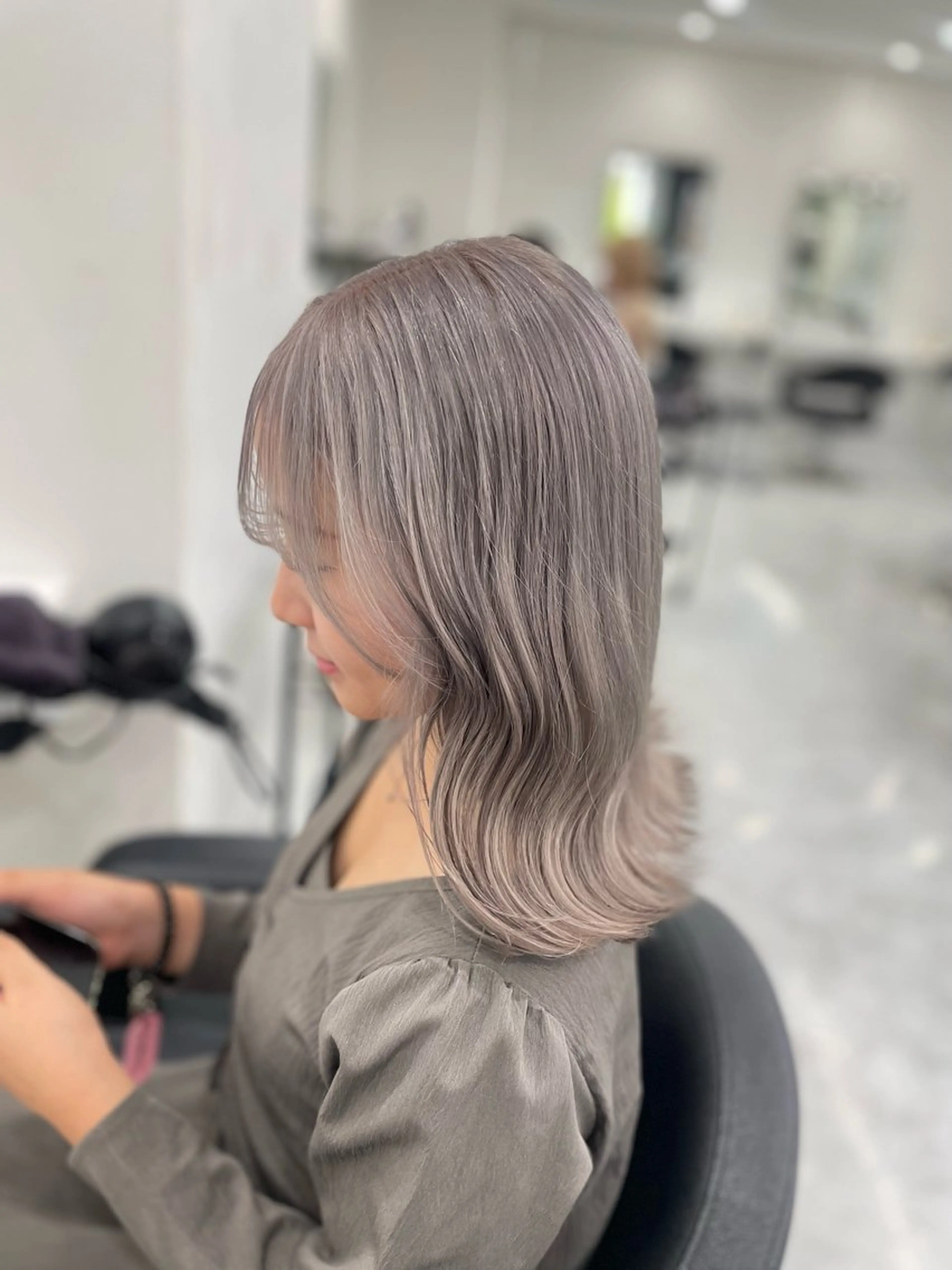 ロング カラー ブリーチなし🌼トレ ンド🌼似合わせのヘアスタイル