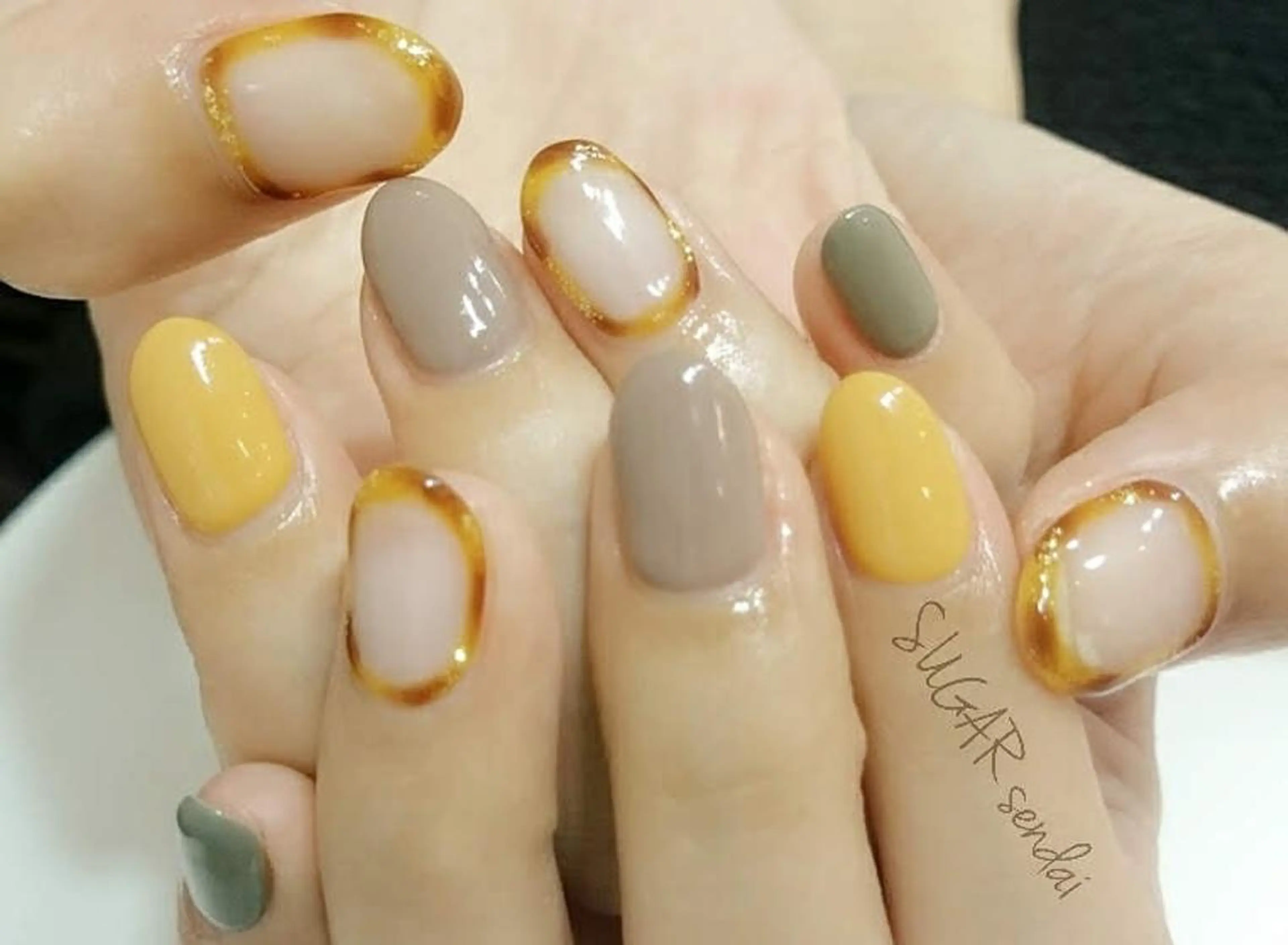 ネイル 鈴木 ゆかりのネイルデザイン