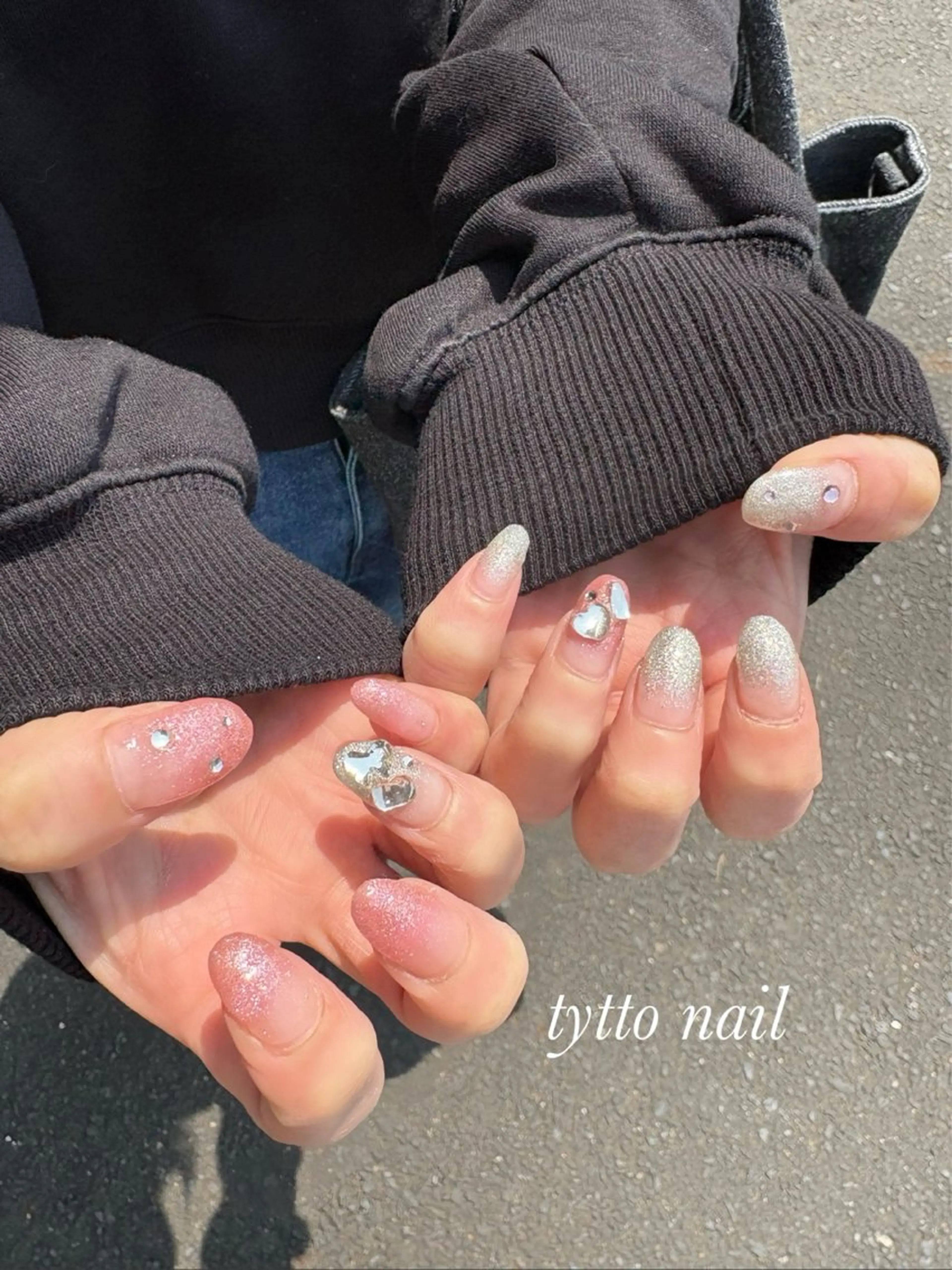 ネイル ガーリー グラデーション キラキラネイル 韓国ネイル ラメ(グリッター) ハンドネイル tytto nail ❤︎‪‪eri‪‪のネイルデザイン