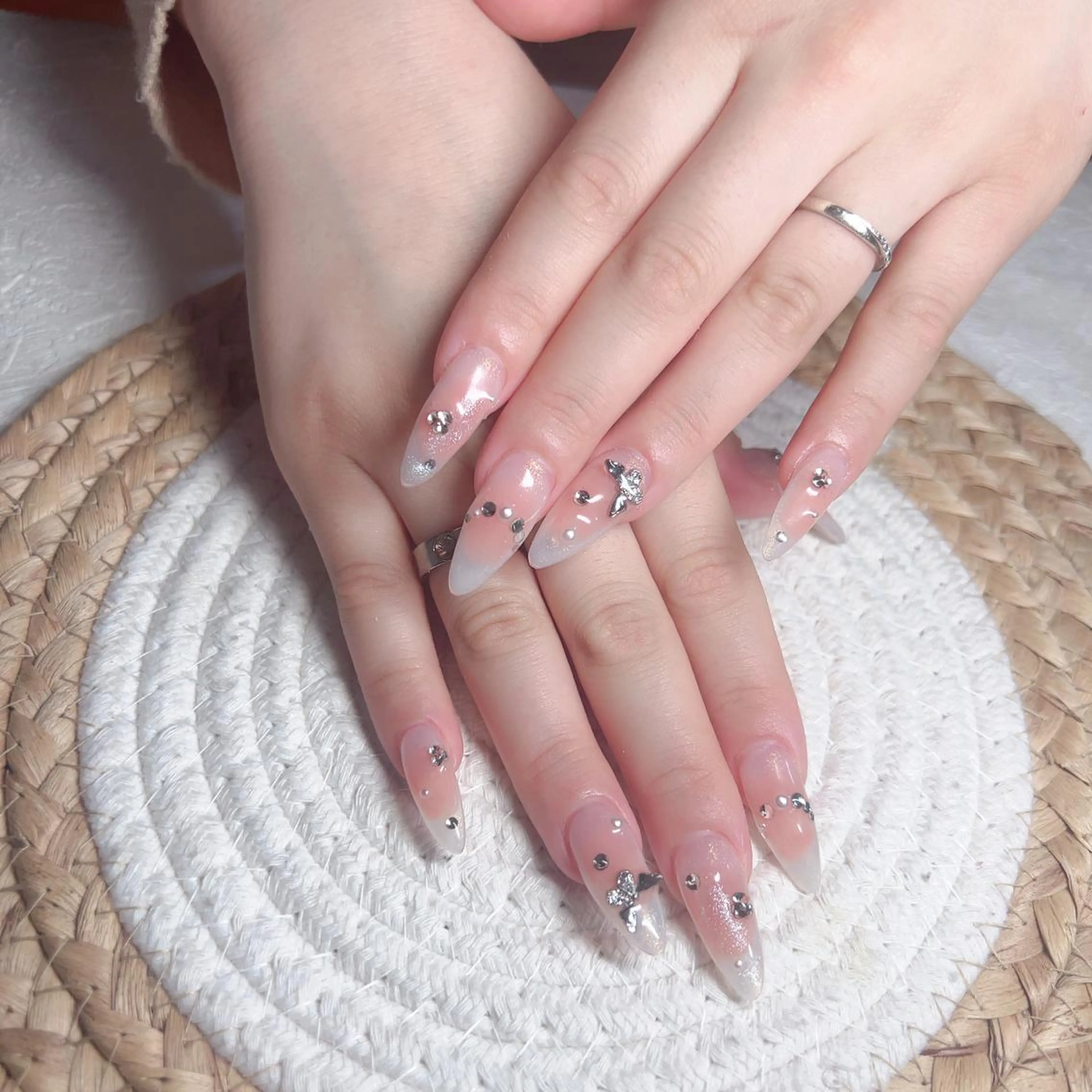 ネイル Maggie Nail🦩のネイルデザイン