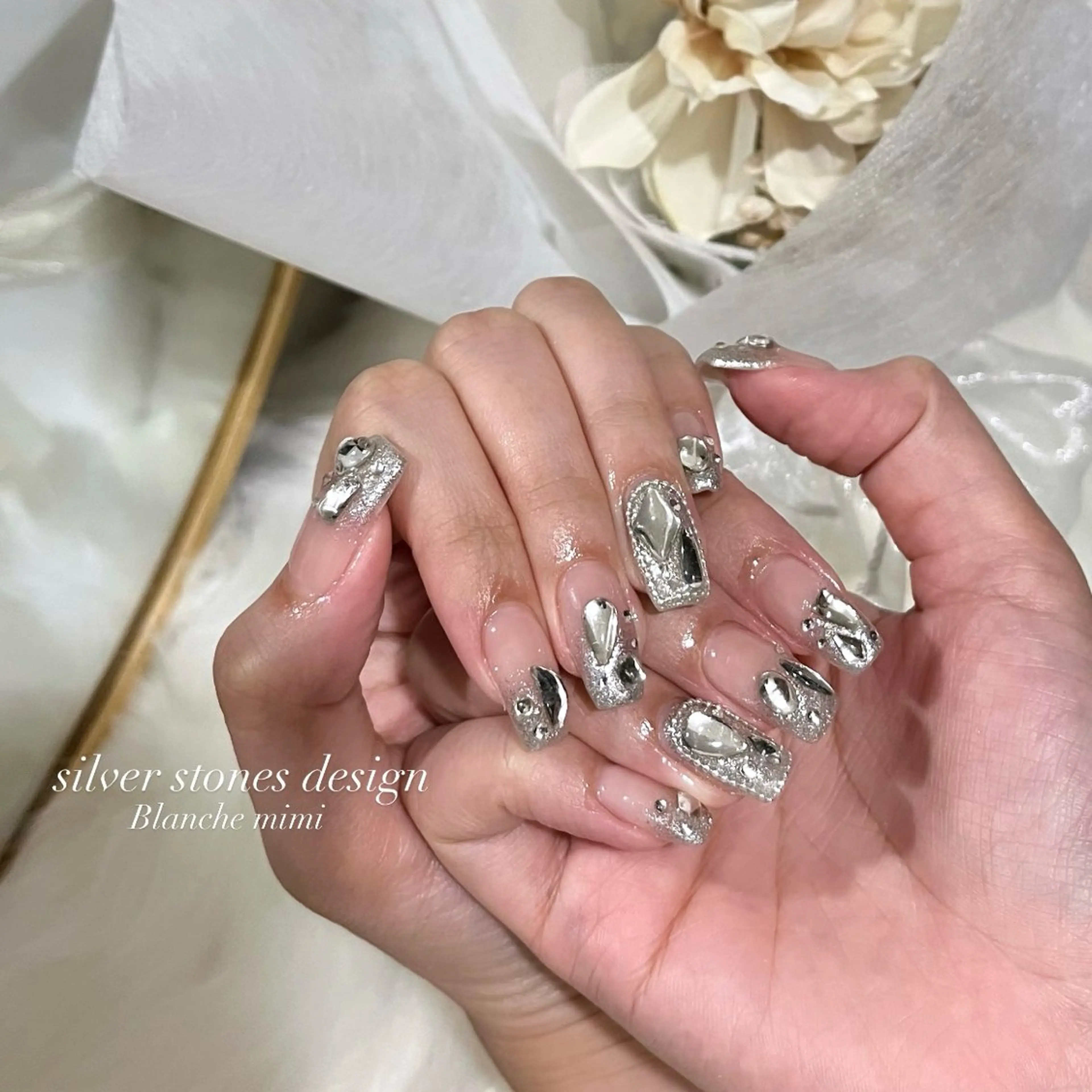 ネイル ハンドネイル Blanche mimi.u_aのネイルデザイン