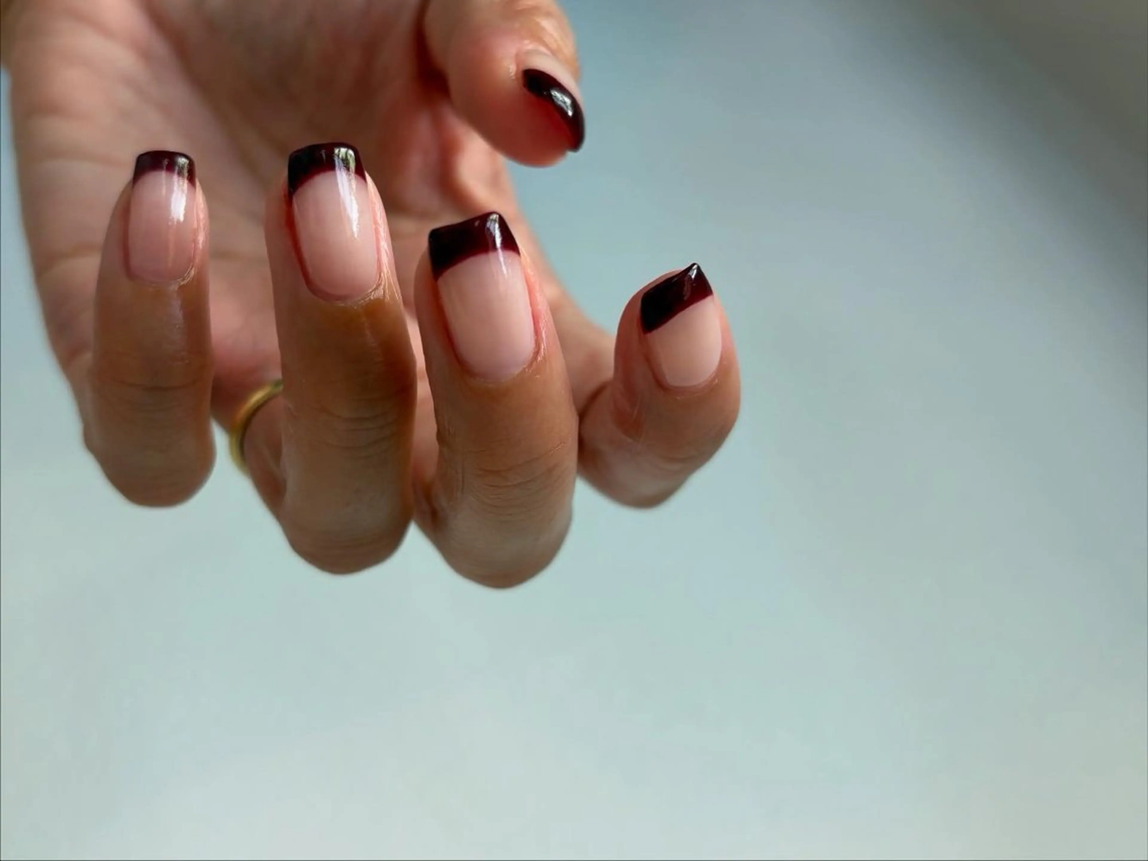 ネイル フレンチネイル 🌲🌳🚪iiit o🌲🌳🌲のネイルデザイン