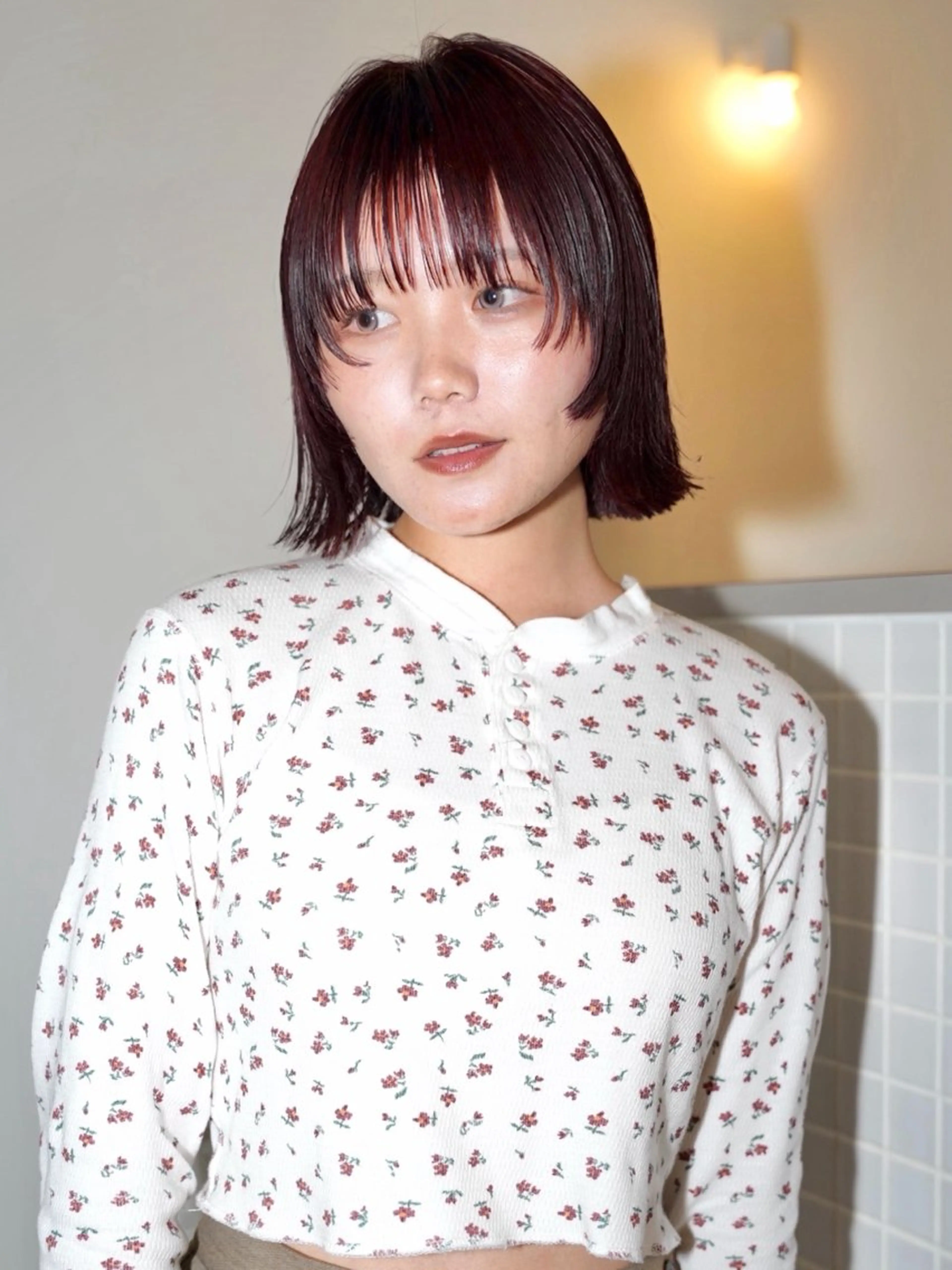 ショート カラー ボブレイヤー レッドカラー ボブ 顔まわりレイヤー レイヤーカット カット ヘアカラー トリートメント Kaito🐶/ デザイン/レイヤーのヘアスタイル