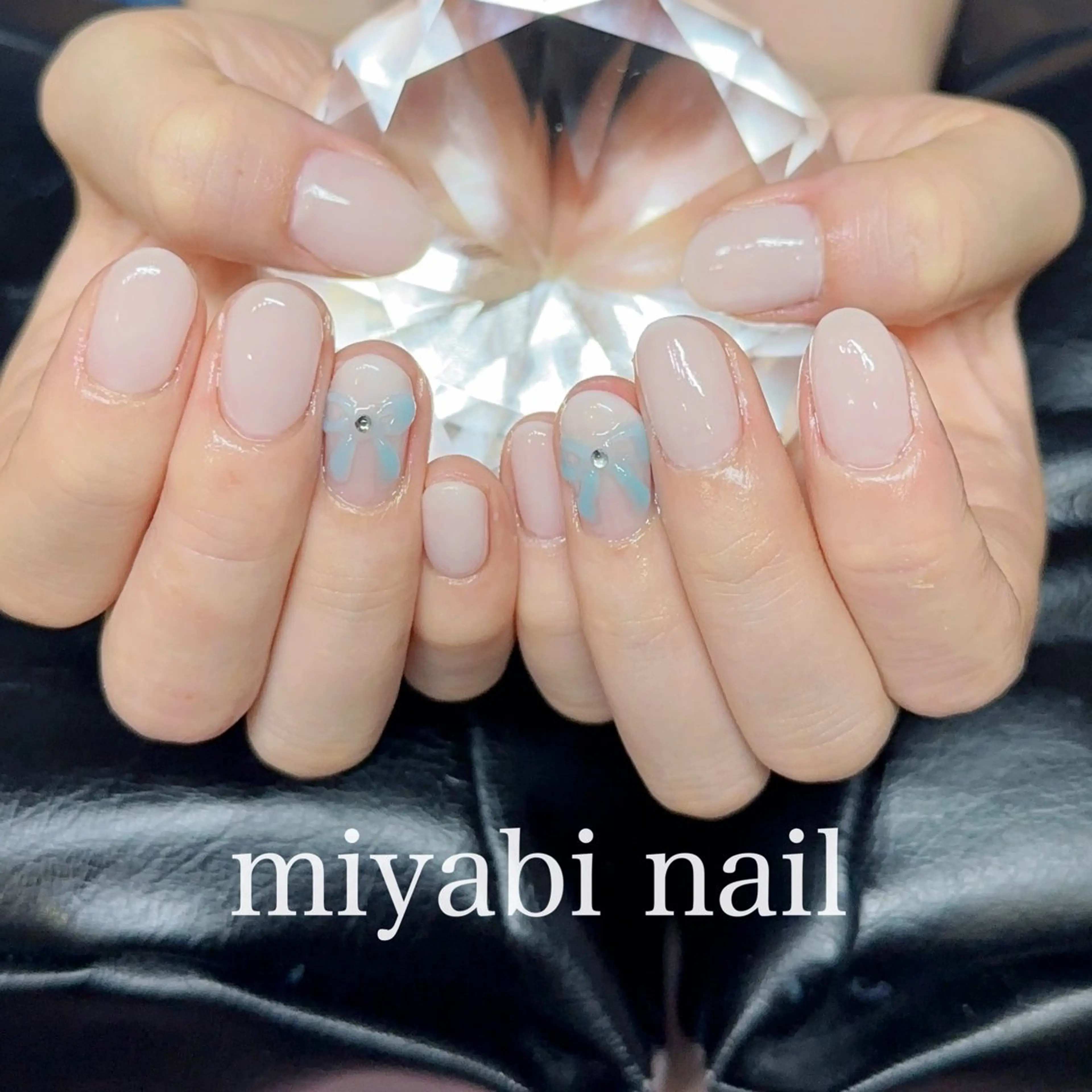 ネイル アートネイル 持ち込み リボン 夏ネイル ホワイト ハンドネイル miyabi nail 桂川駅近くのネイルデザイン