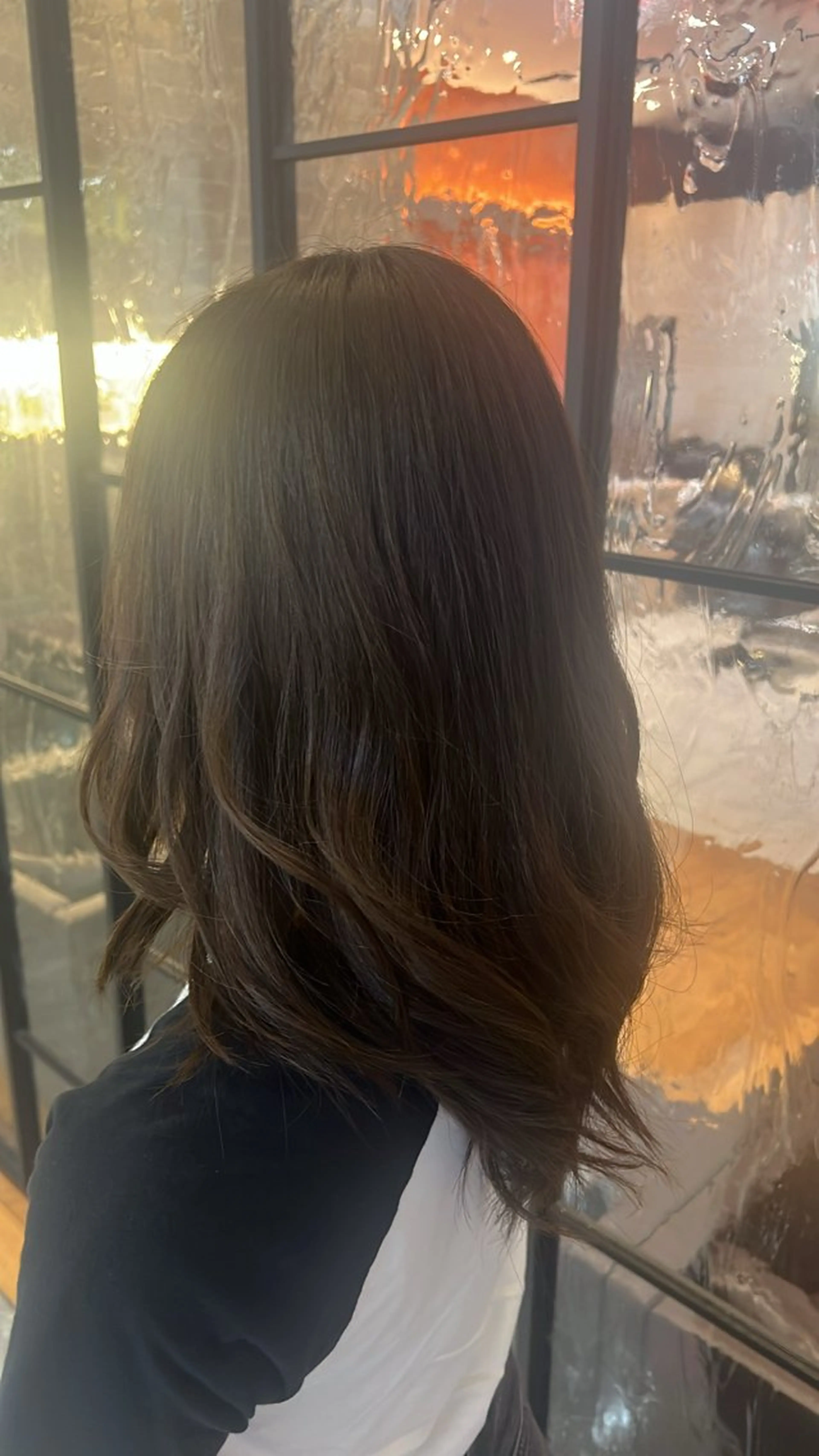 ロング 岡﨑 怜奈のヘアスタイル