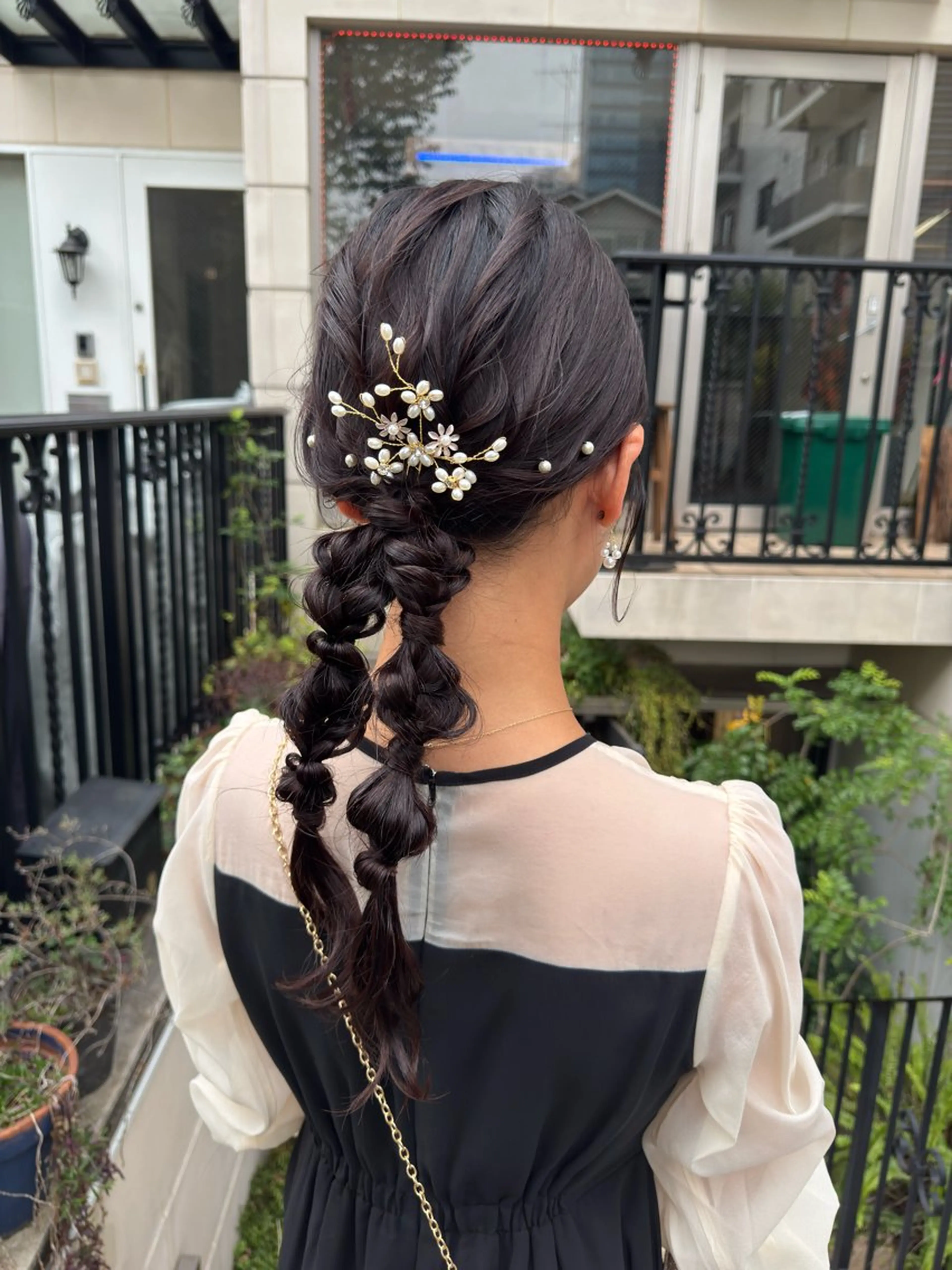 セミロング ヘアアレンジ ヘアセット お呼ばれヘア✨️ Akari🧸🤍のヘアスタイル