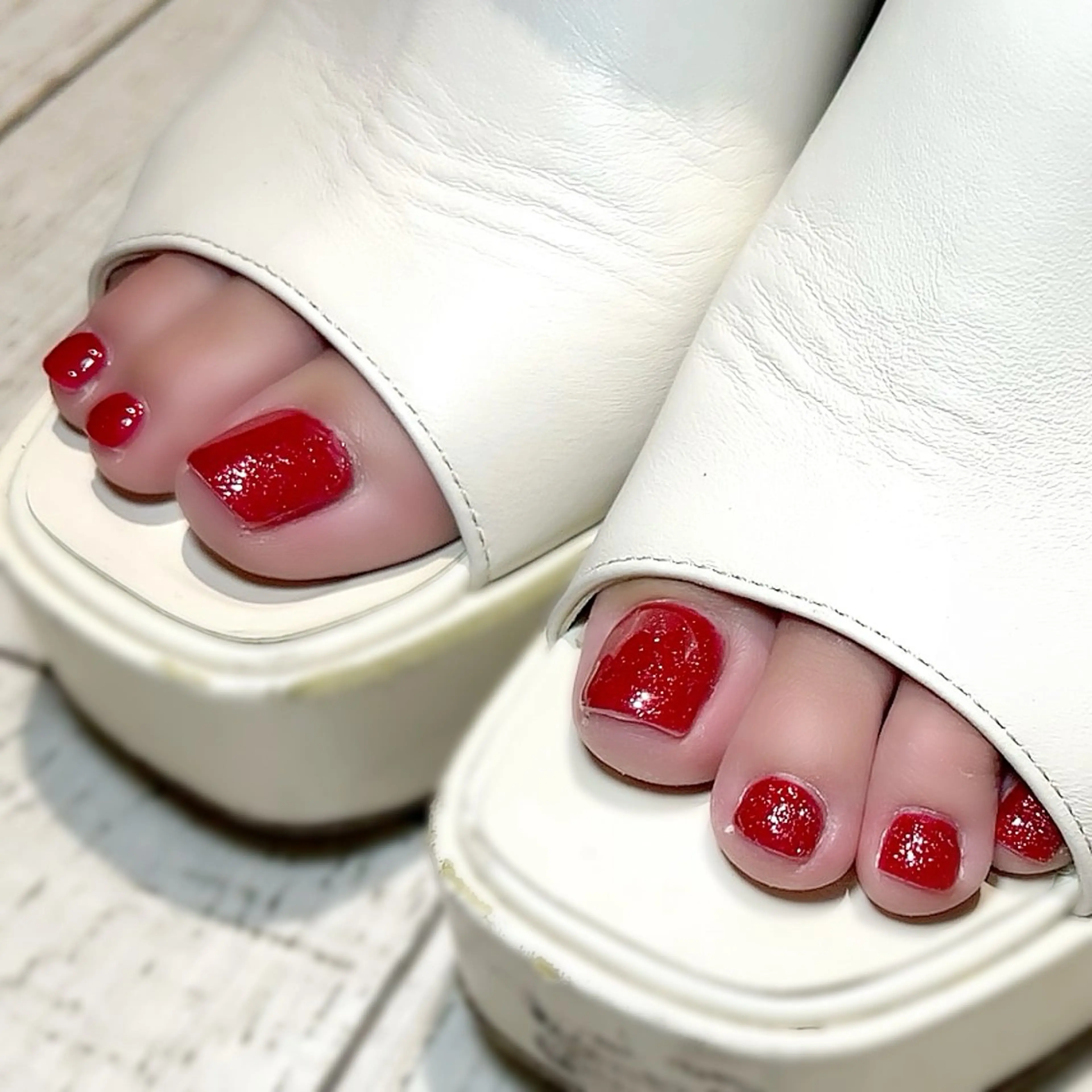 ネイル フットネイル 🎀🩶韓国風束感 エク/マナミ🪽のマツエク・マツパデザイン