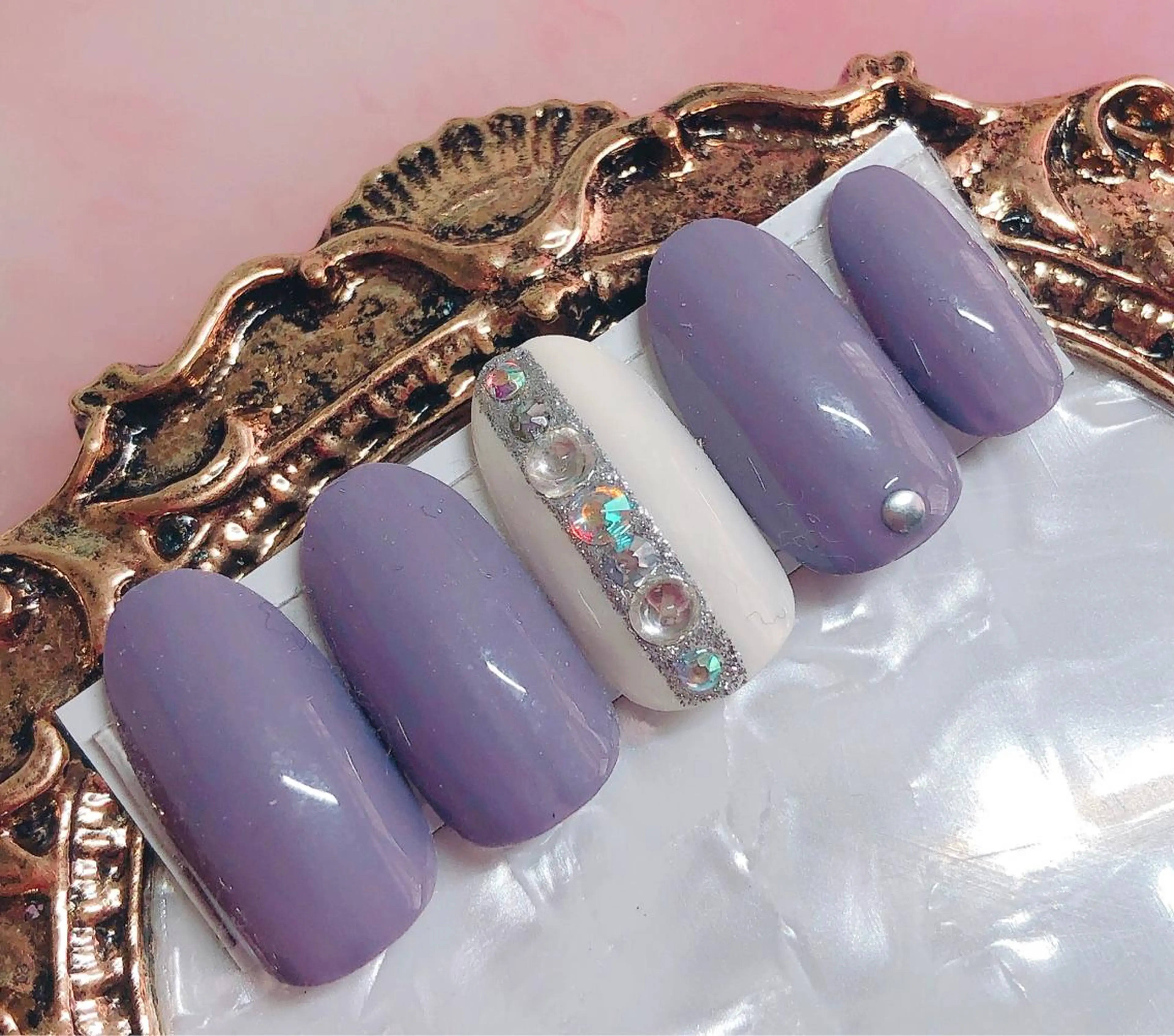 ネイル ハンドネイル CROWN プライベートサロンのネイルデザイン