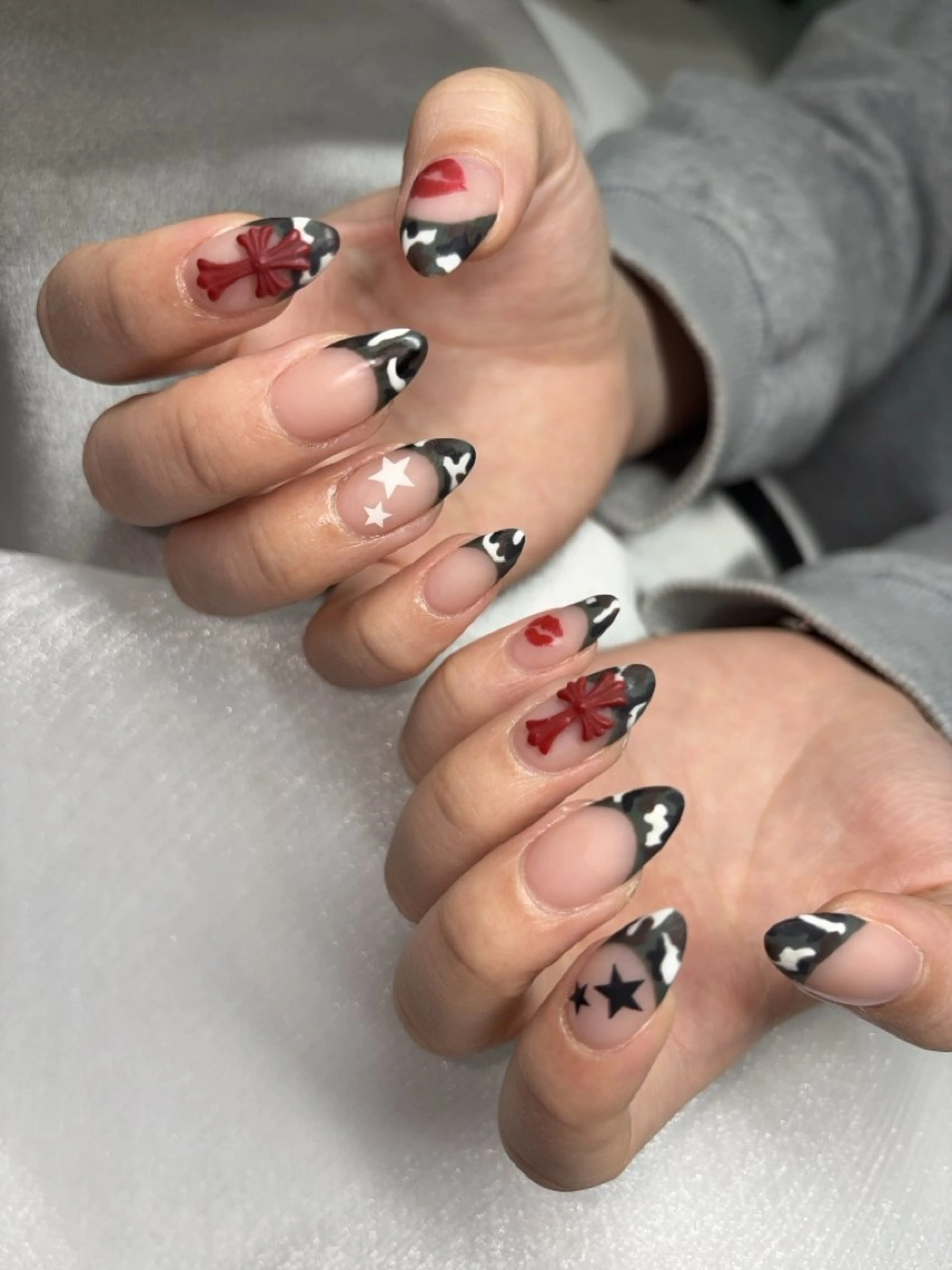 ネイル ハンドネイル Mermaid Nailのネイルデザイン
