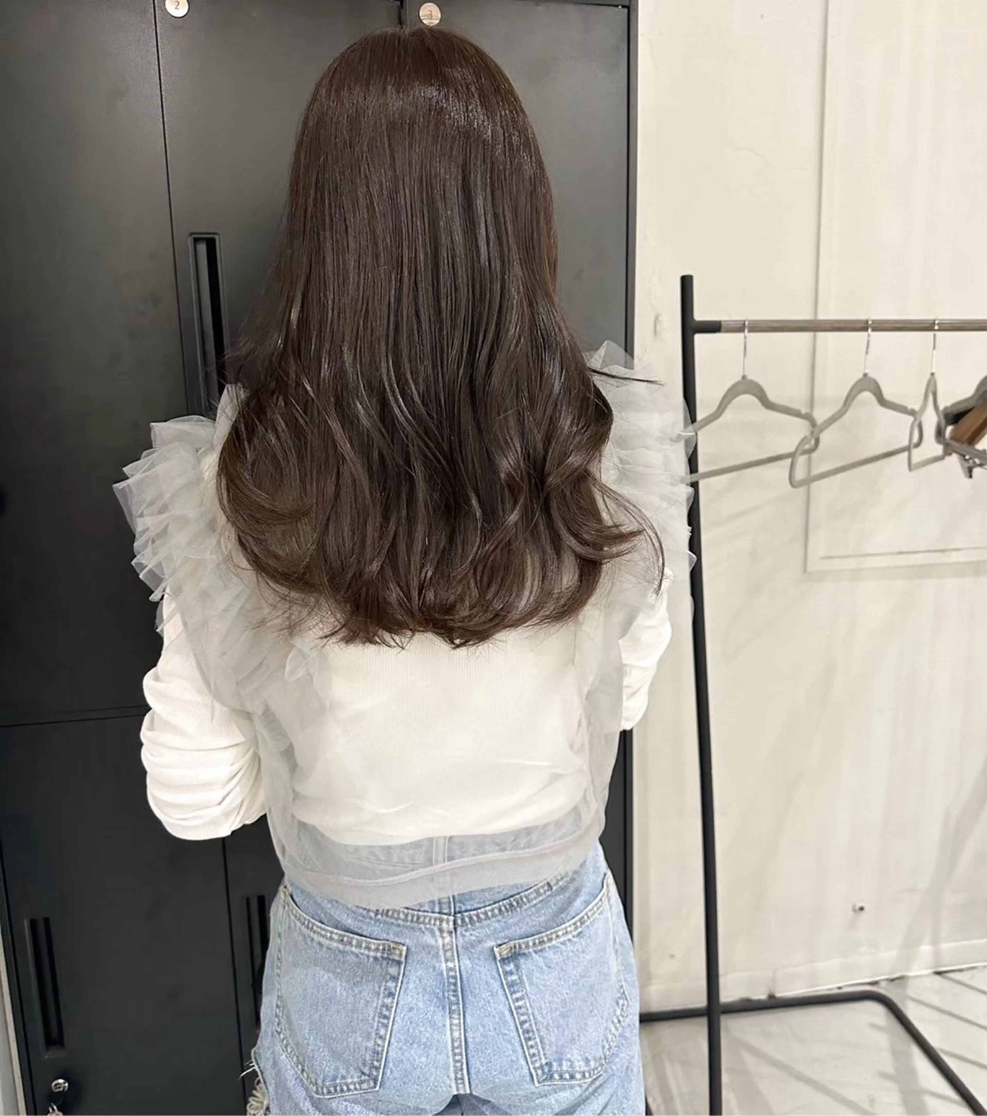 セミロング カラー 🌬️attrait 髪質改善/個室サロンのヘアスタイル