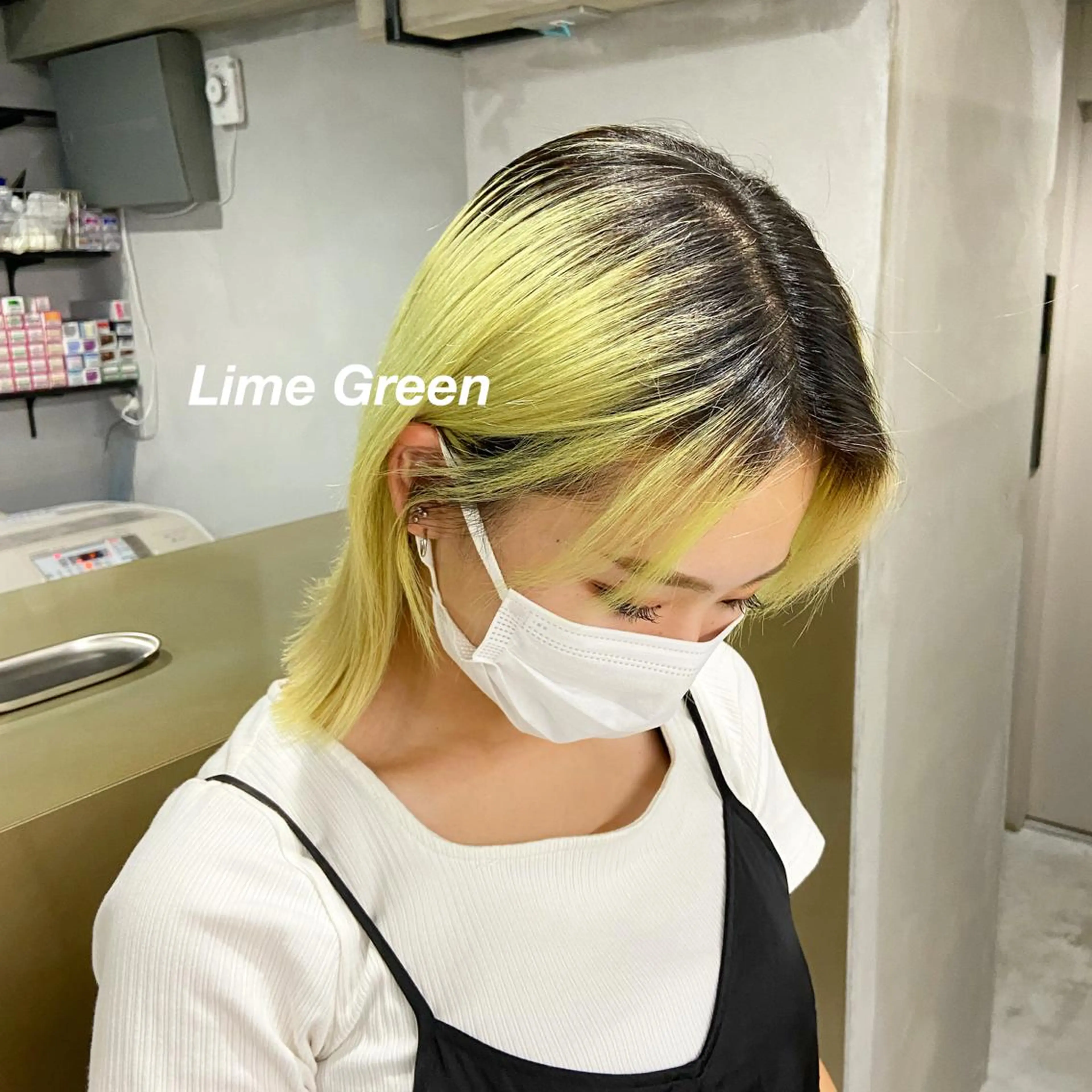 カラー miu .のヘアスタイル