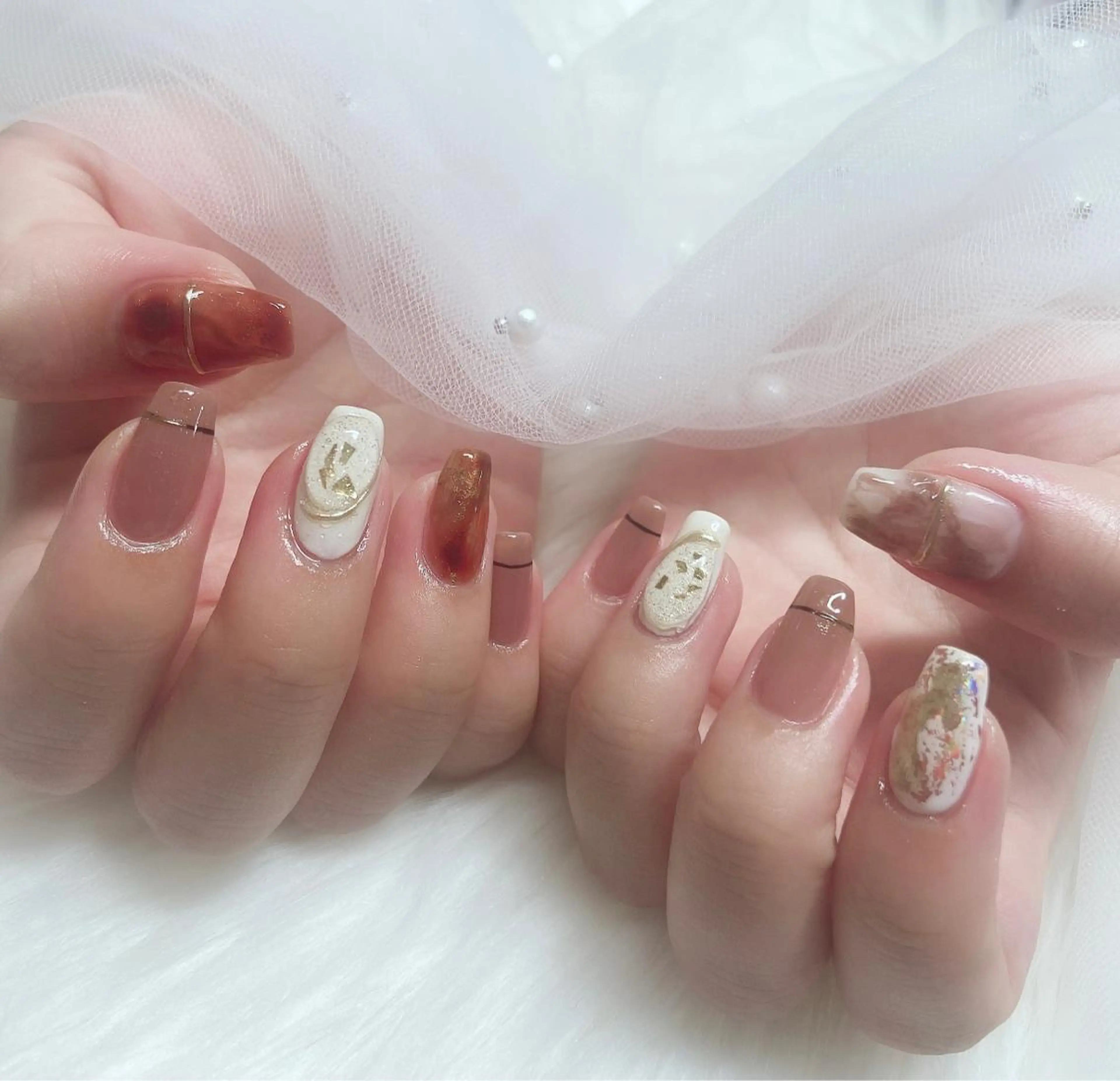 ネイル ハンドネイル ＆ME アンドミーのネイルデザイン