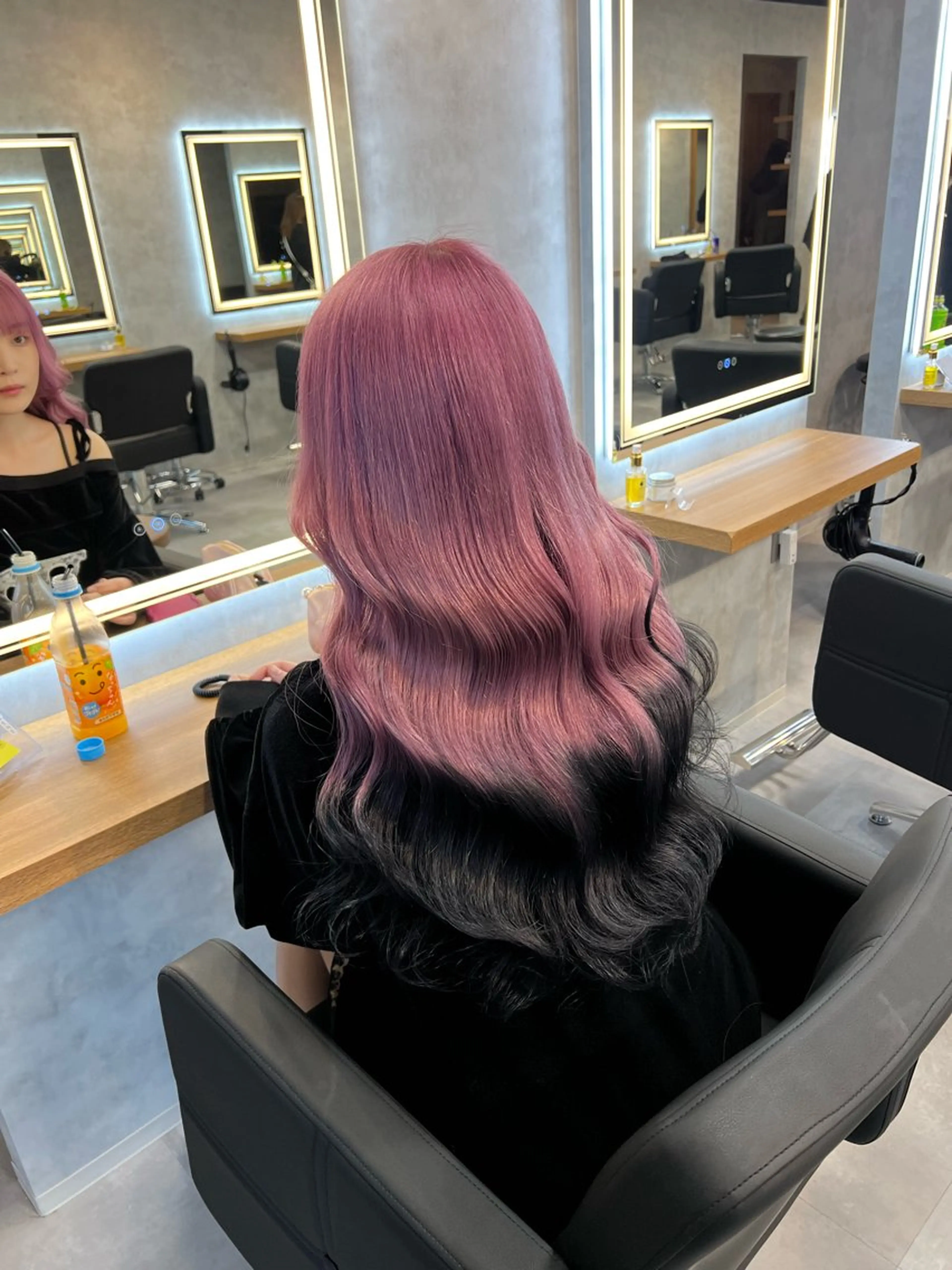 ミディアム カラー デザインカラー ダブルカラー ハイトーンカラー ピンクカラー ヘアカラー トリートメント ヘアセット カラー指名NO.1 🌈Neneのヘアスタイル