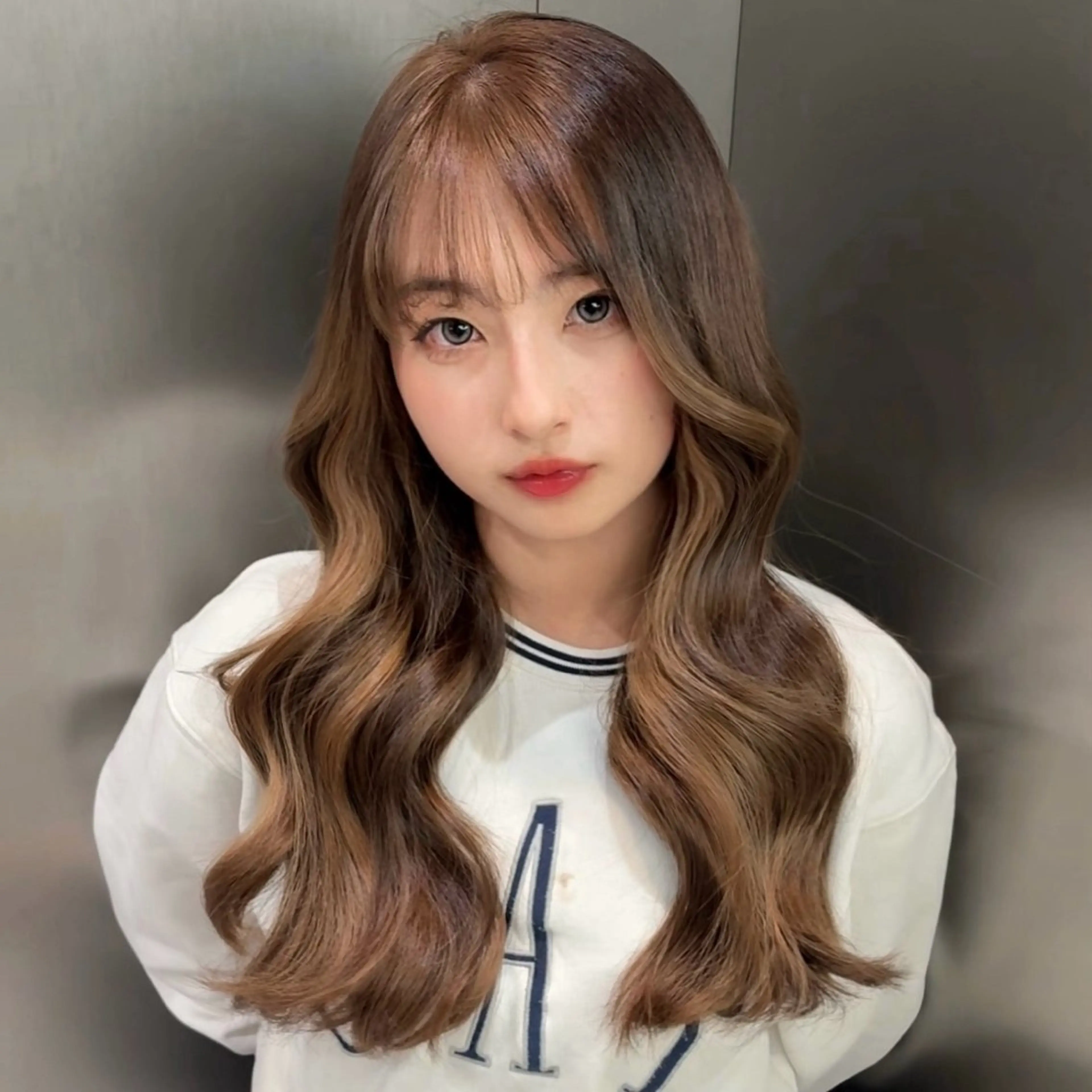 セミロング 🤍Suzuka🤍 ハイトーン/ブリーチのヘアスタイル