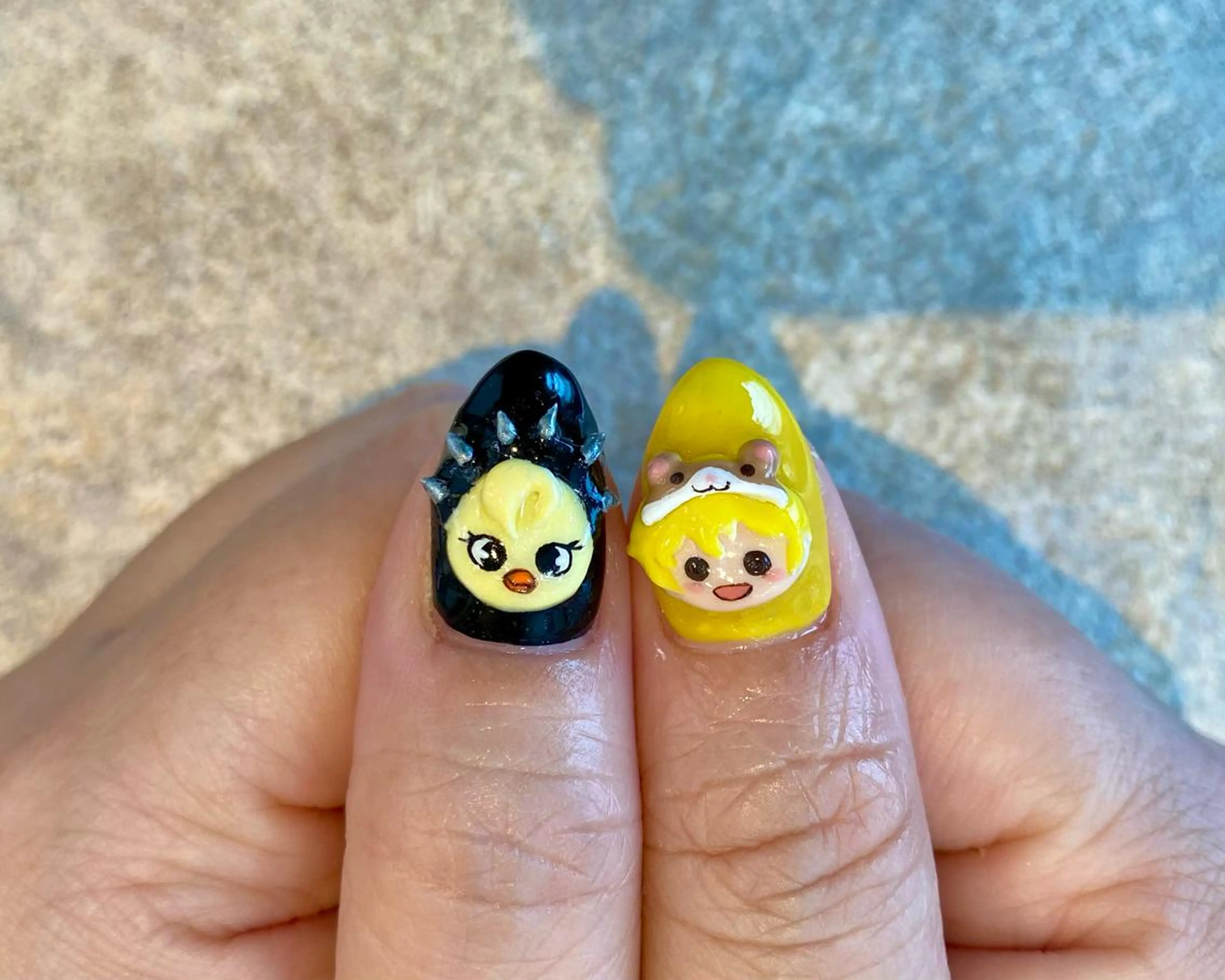 ネイル 黄色 安藤 彩乃のネイルデザイン