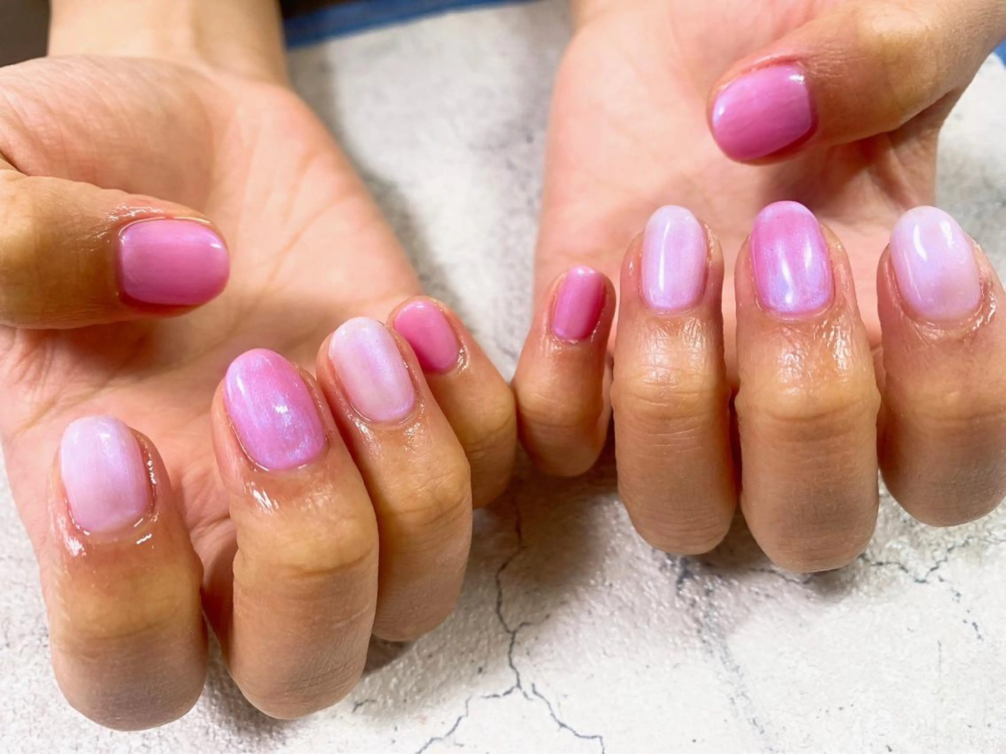 ネイル オーロラネイル フラワーネイル フットネイル フレンチネイル ジェルネイル ハンドネイル mogunail &blowのネイルデザイン