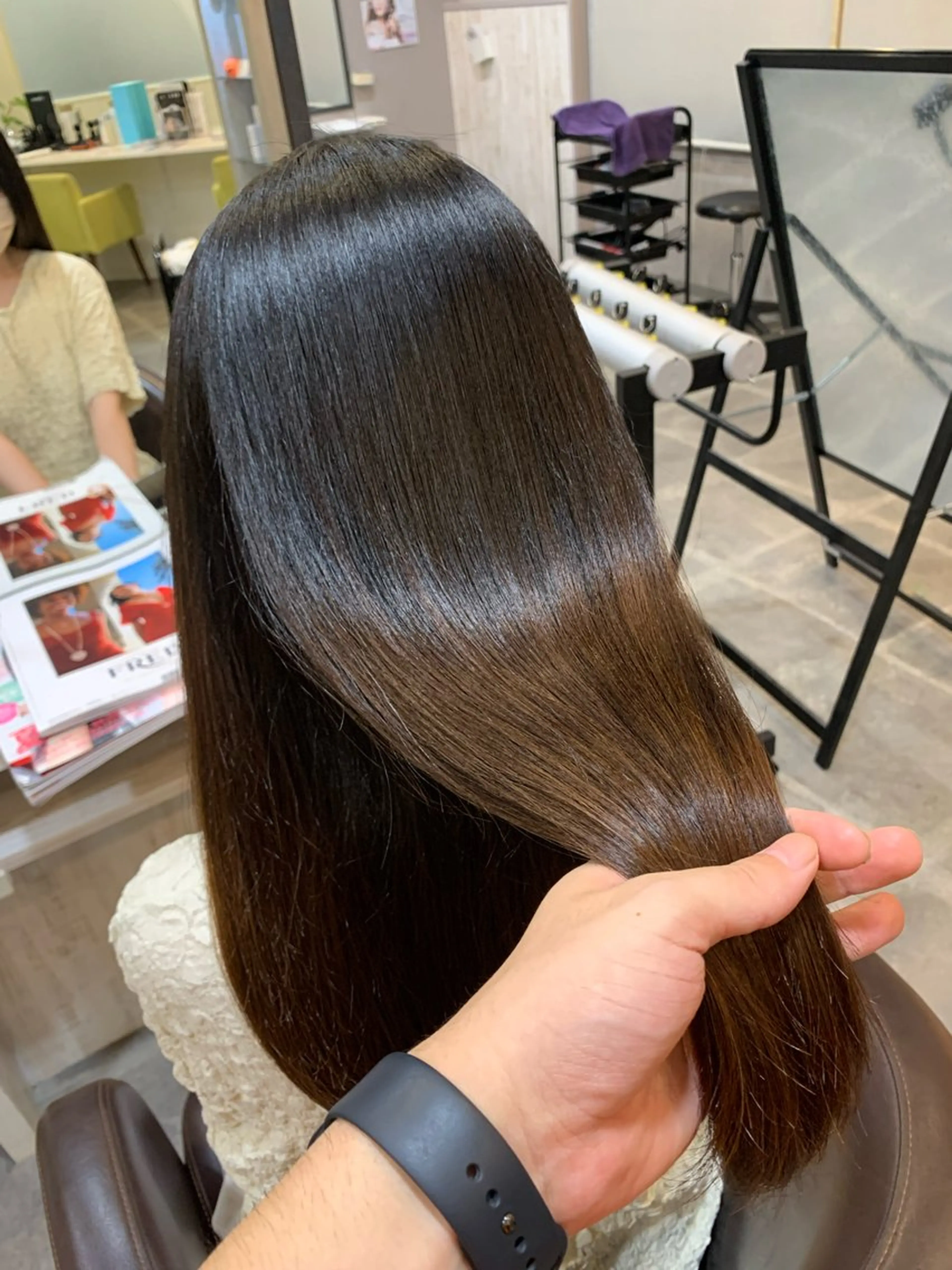 ロング 平瀬 胡桃のヘアスタイル