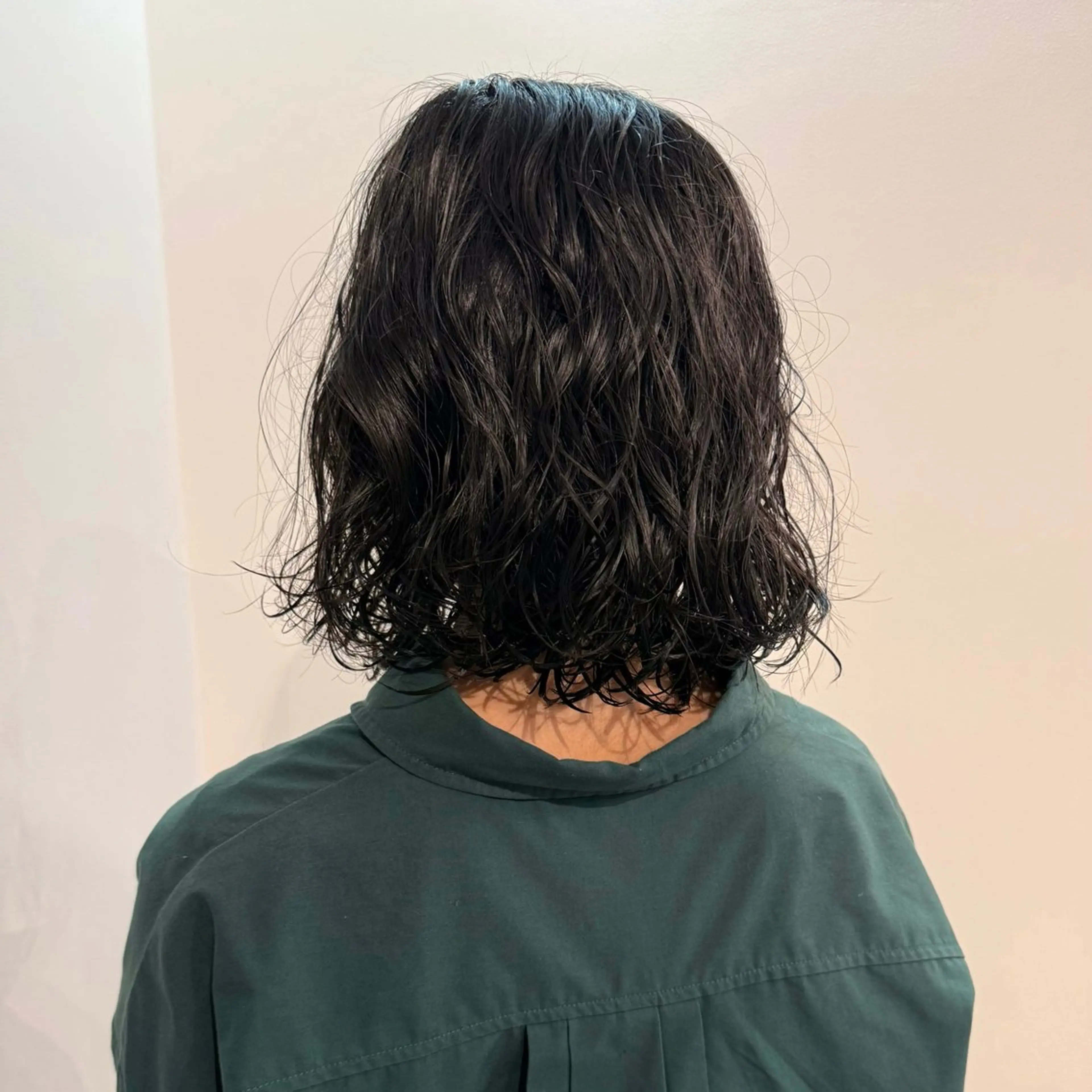 ミディアム パーマ ミディアムパーマ パーマ ブリーチモデル yumekaのヘアスタイル