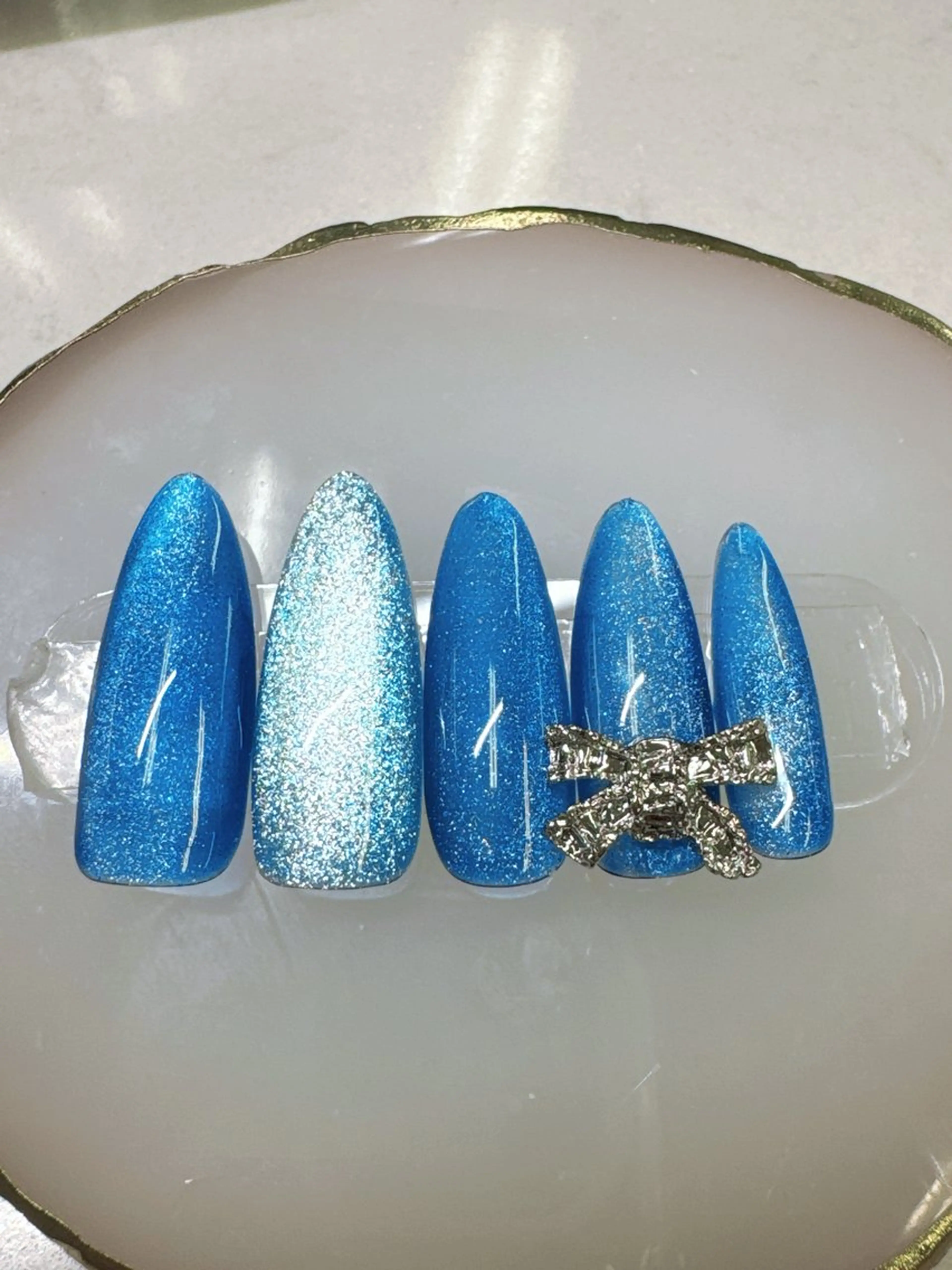 ネイル ボルドー ドット フットネイル フレンチネイル ジェルネイル ハンドネイル Queeens nailのネイルデザイン