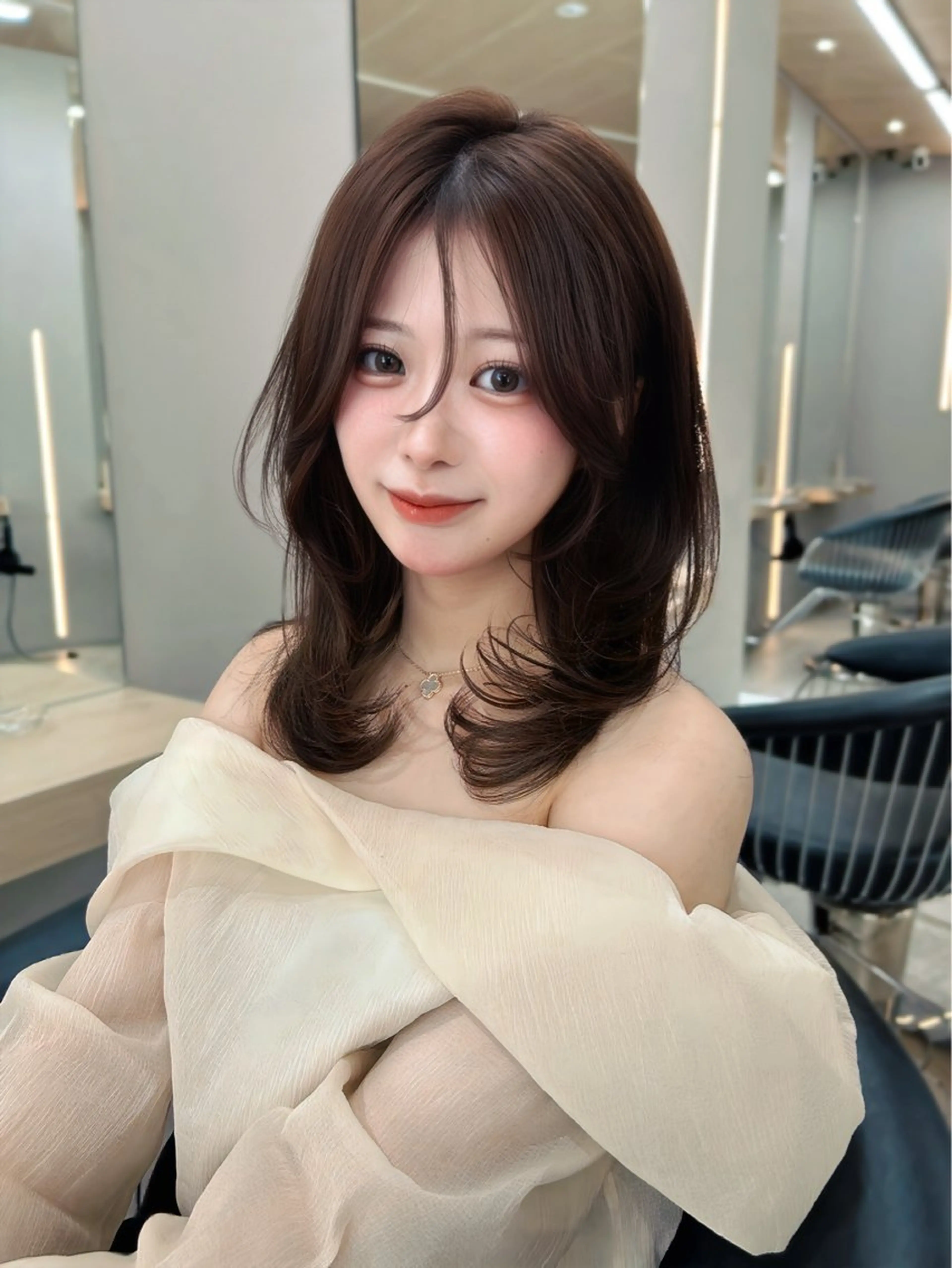セミロング カット ヘアカラー 木串 楽人のヘアスタイル