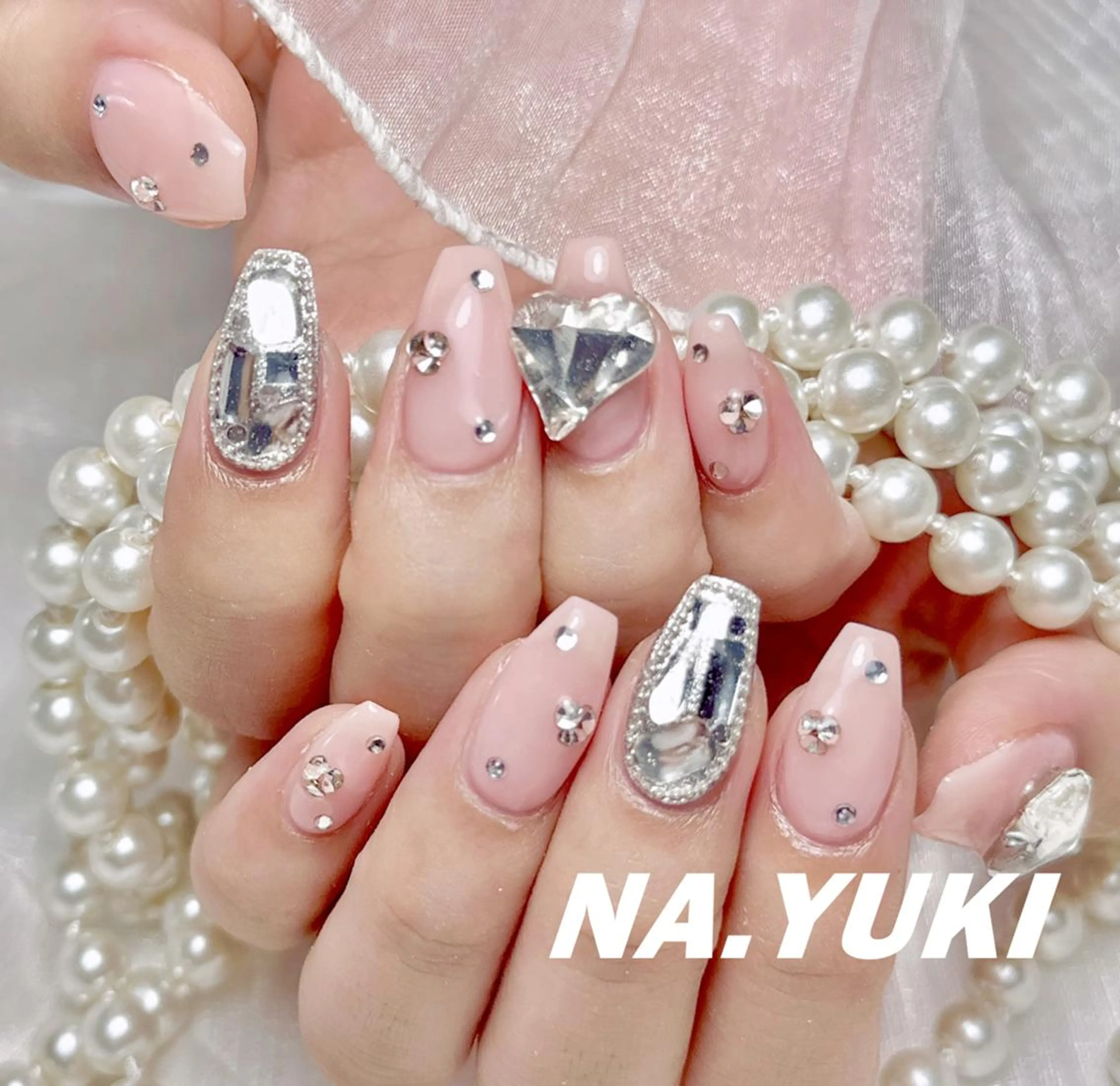 ネイル ✨ Riooo_のネイルデザイン