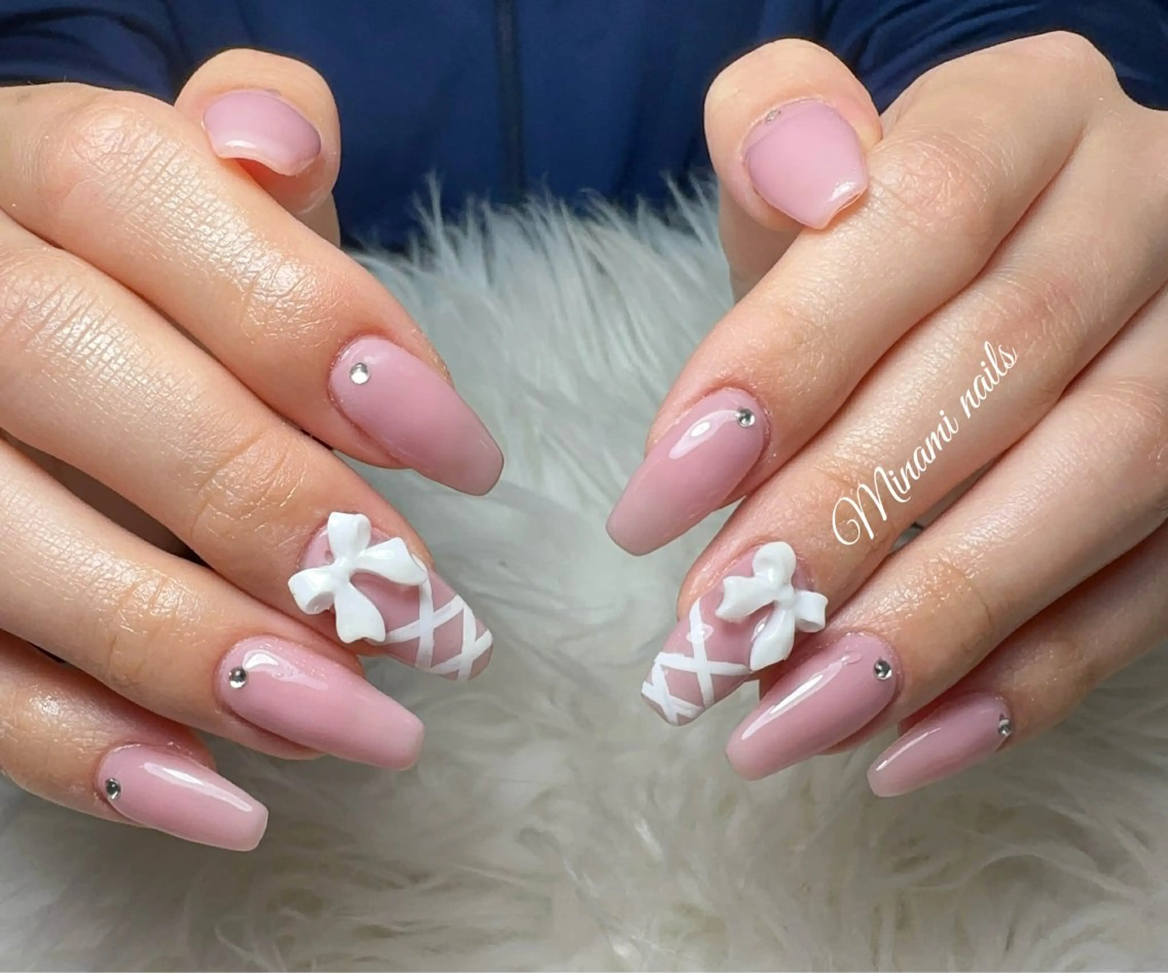 ネイル アートネイル オーロラネイル ガーリー キラキラネイル 韓国ネイル ハンドネイル Minami Nailsのネイルデザイン