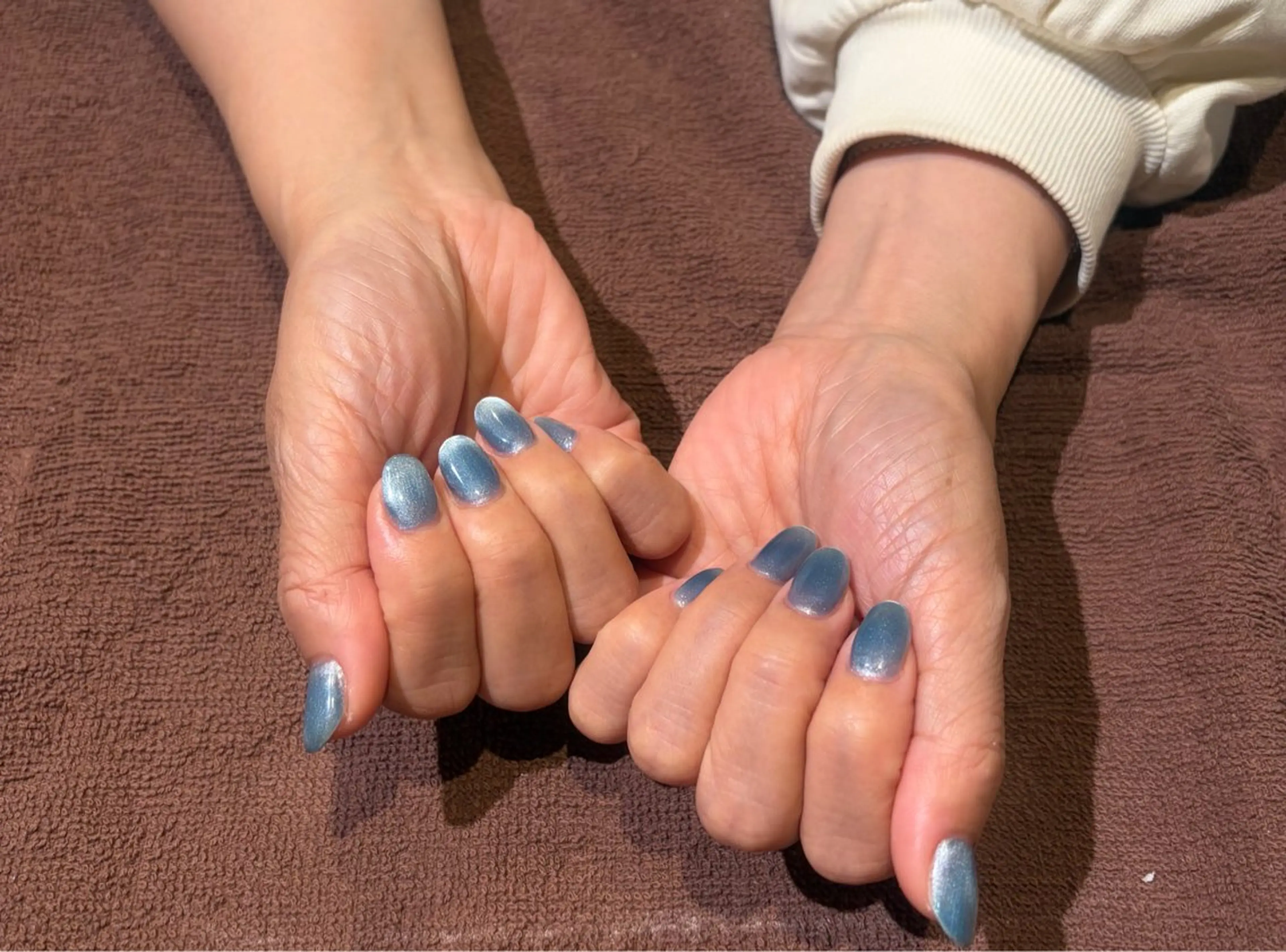ネイル ブルー マグネットネイル ネイルサヴォイ本厚木 ⭐️あんりのネイルデザイン