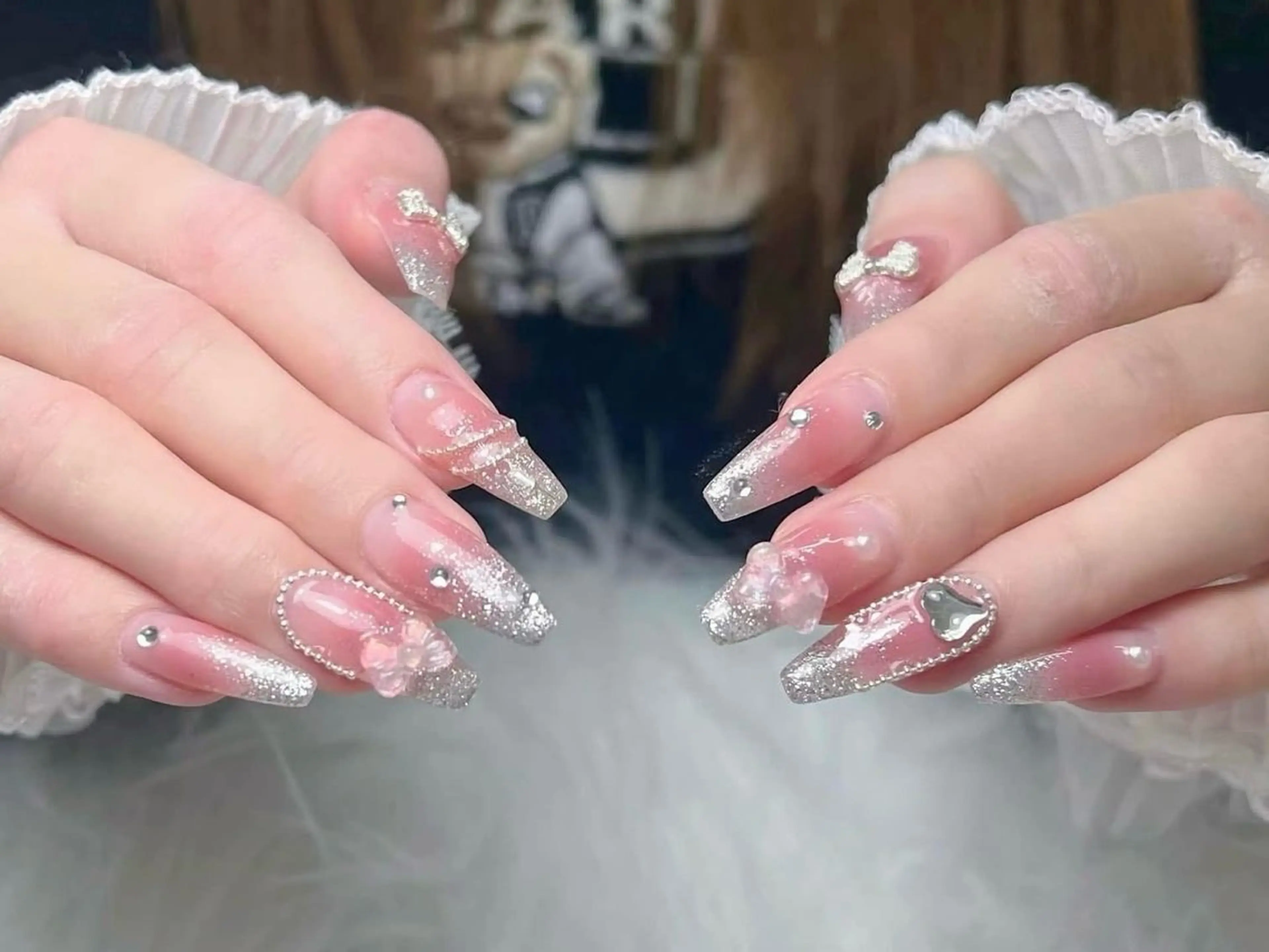 ネイル ハンドネイル T.Lee Nail Lilyのネイルデザイン