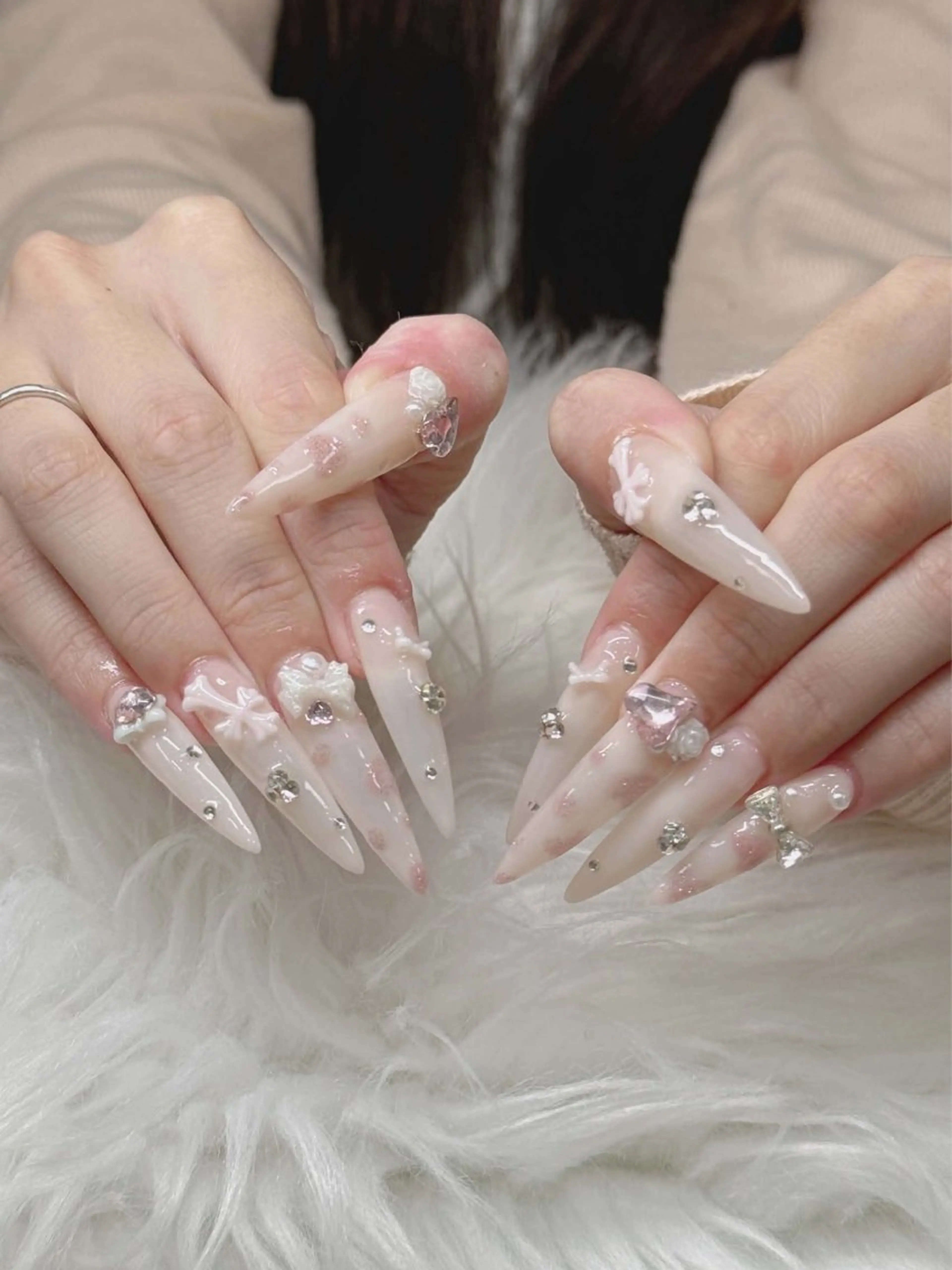 ネイル 長さ出し グラデーション 卒業式 キラキラネイル マグネットネイル Lee Nailsのネイルデザイン